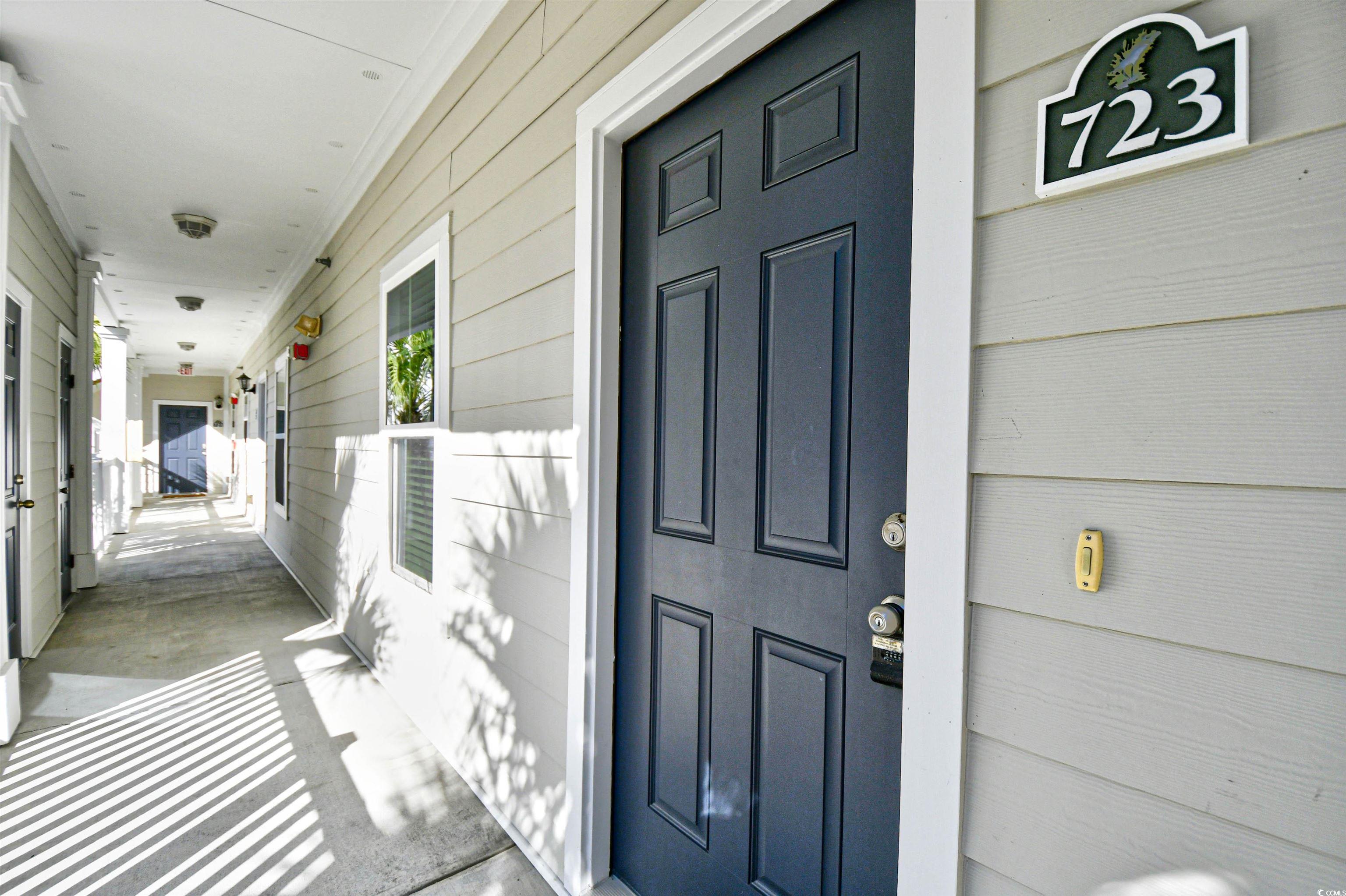 6253 Catalina Dr. Property Photo 3