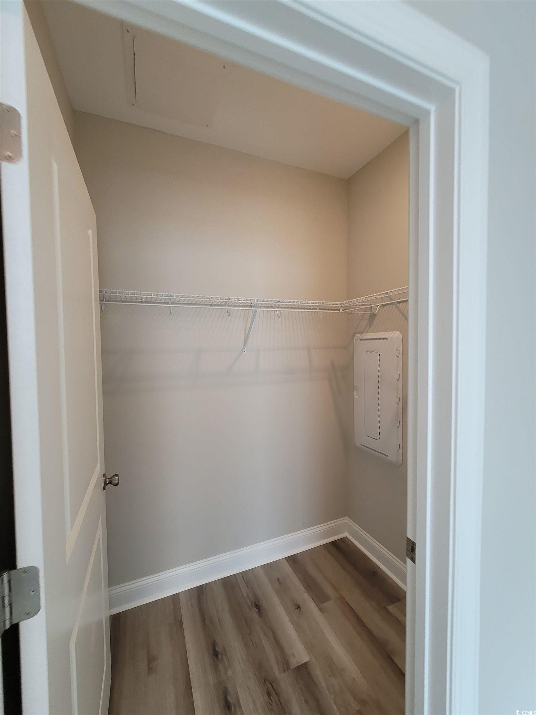 340 Kiskadee Loop Property Photo 6