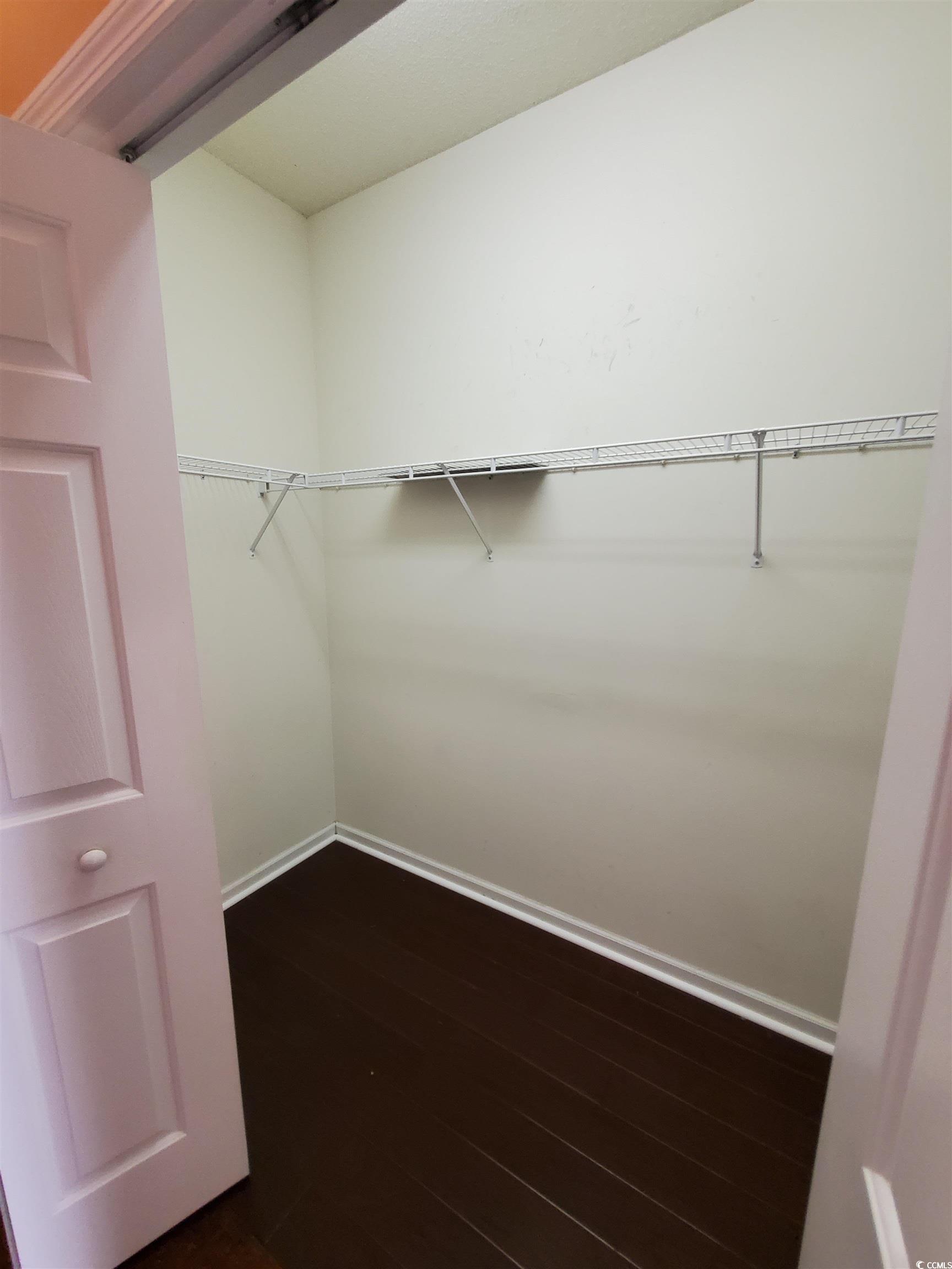 219 Springlake Dr. Property Photo 3