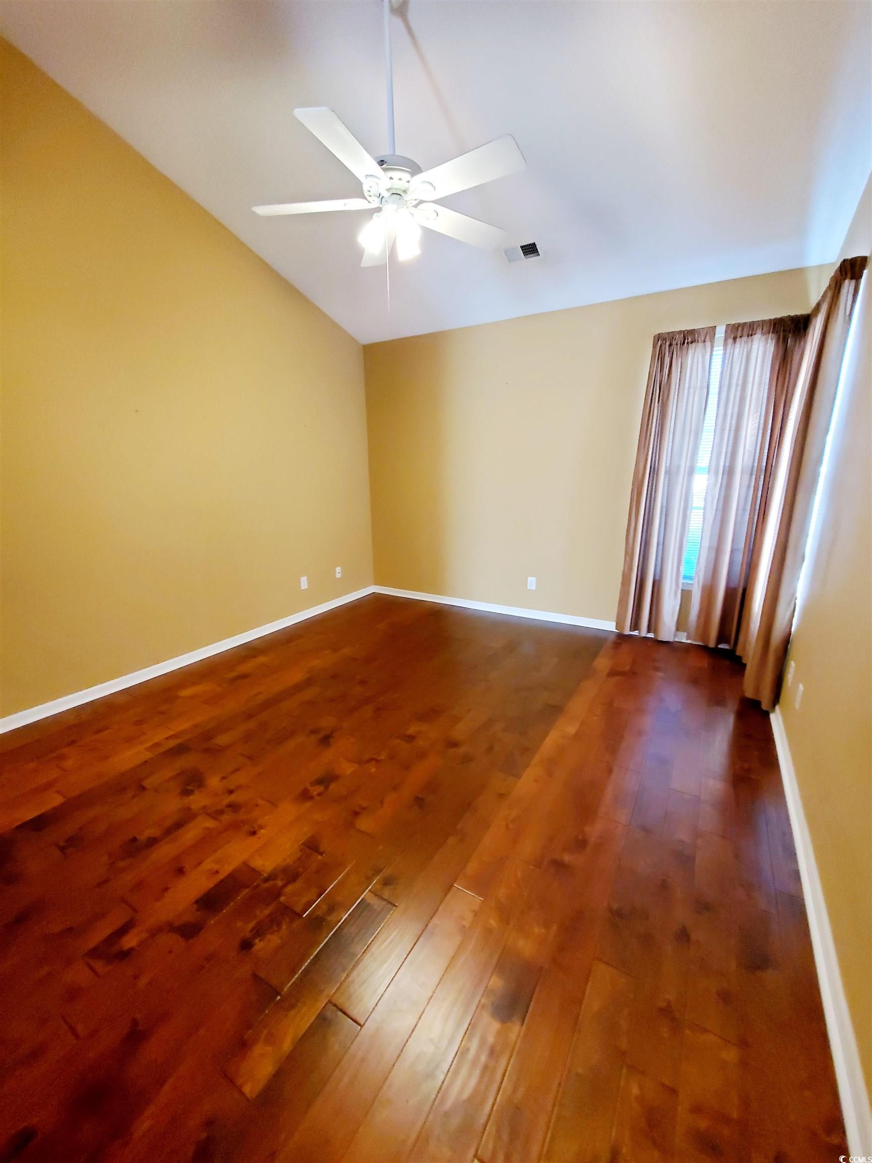 219 Springlake Dr. Property Photo 16