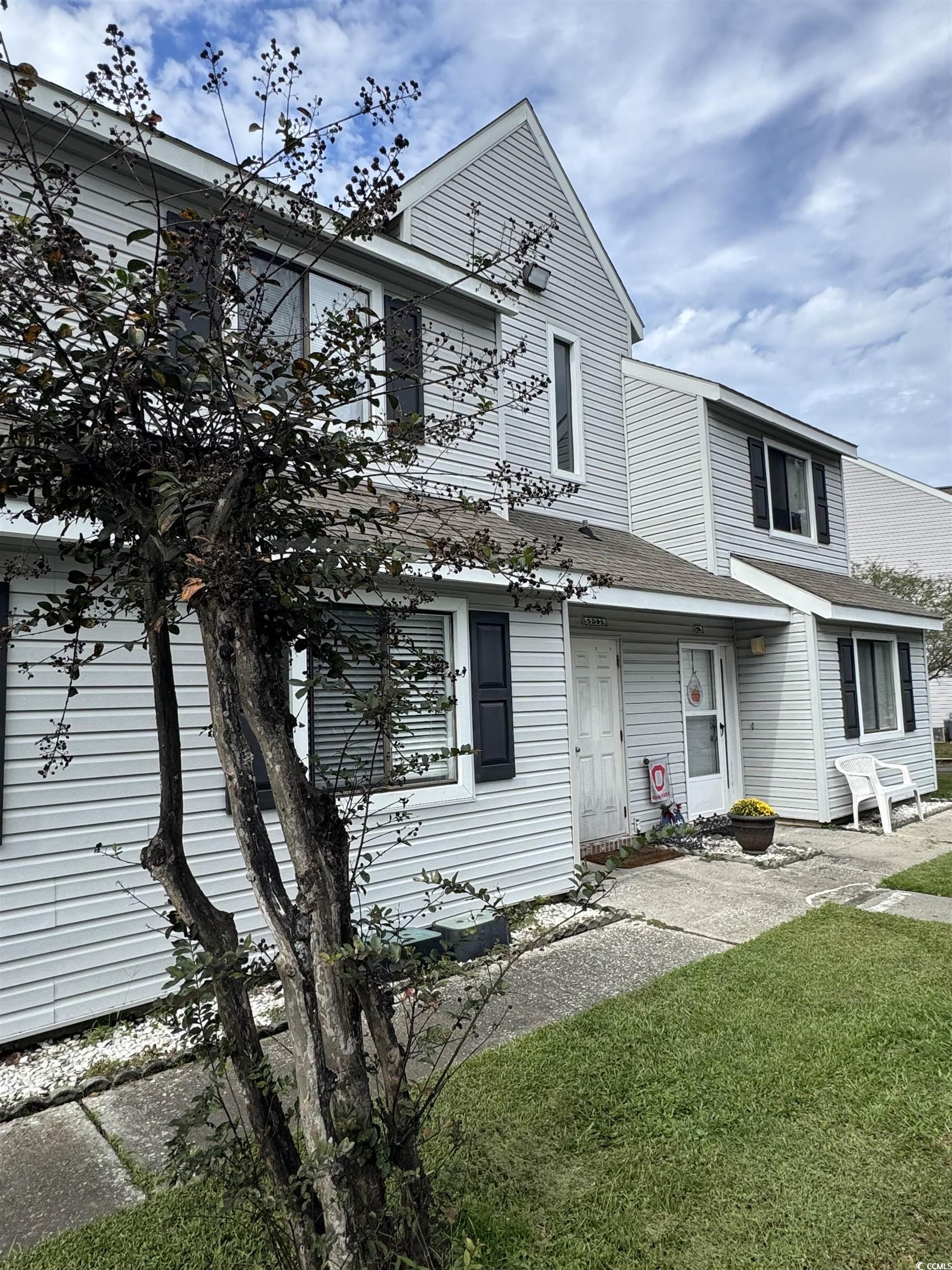 500 Fairway Village Dr. Property Photo 1