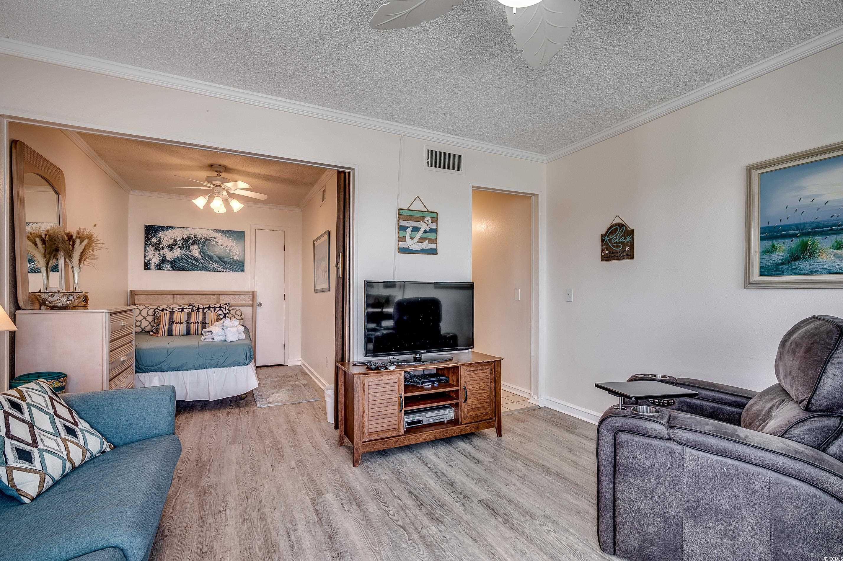 9400 Shore Dr. Property Photo 12