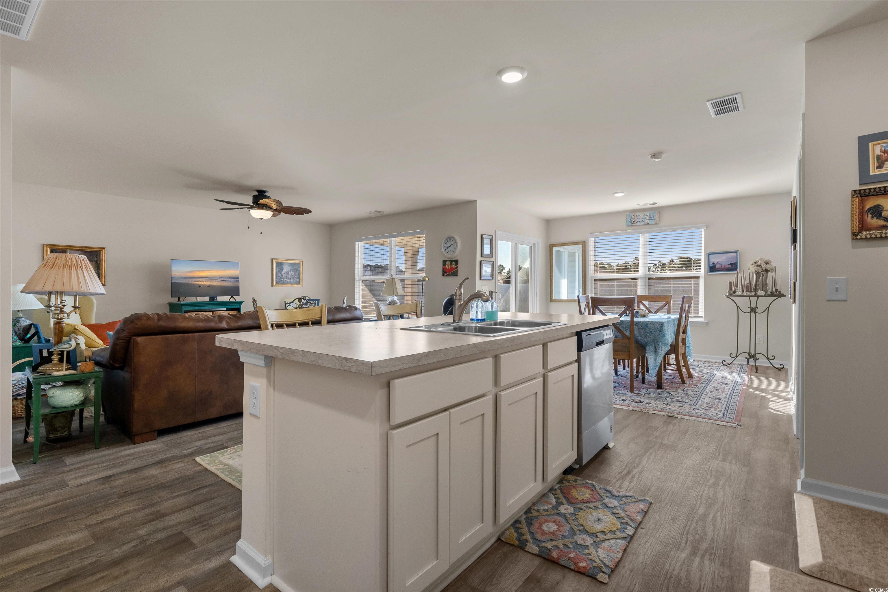203 Golden Bear Circle Property Photo 14