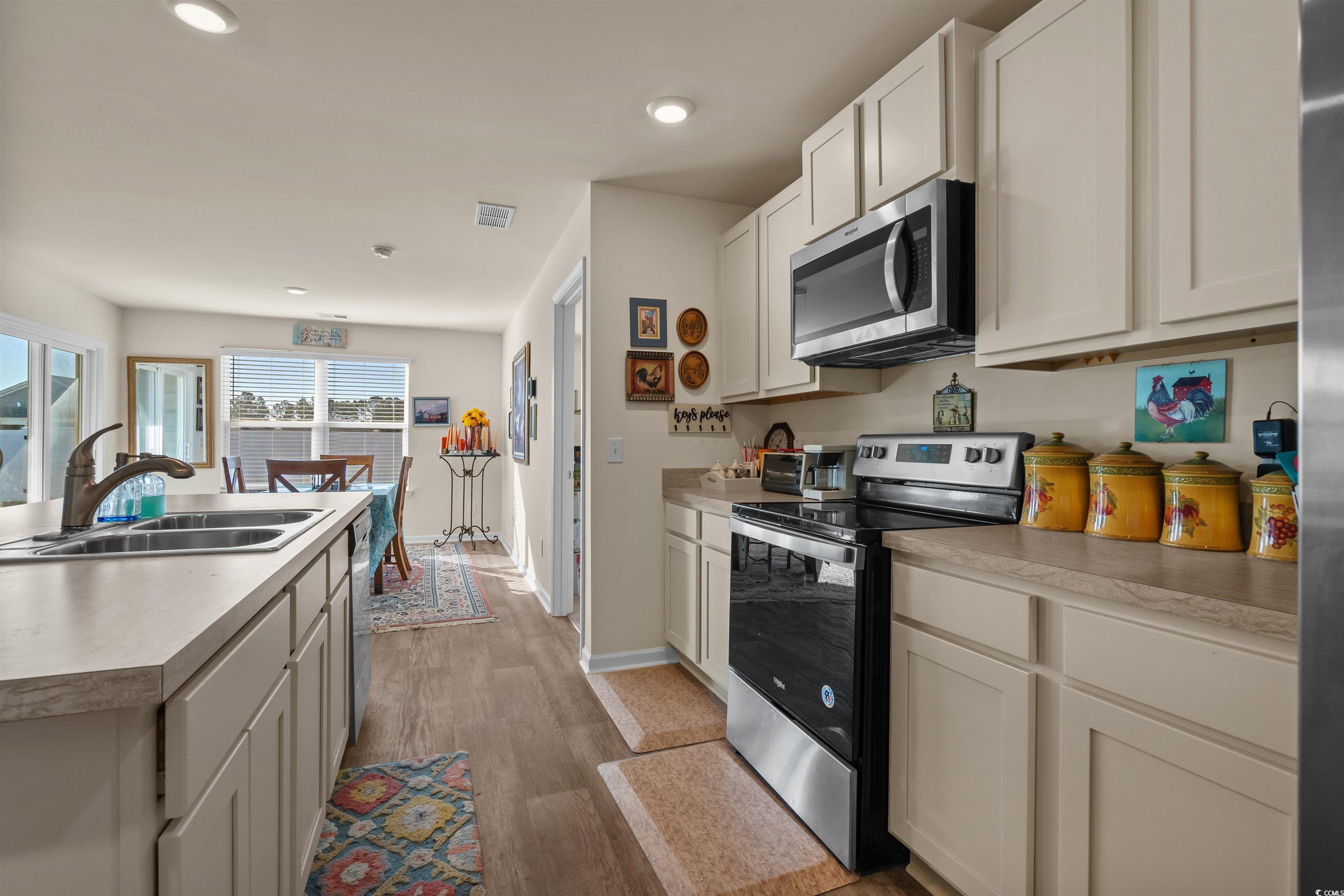 203 Golden Bear Circle Property Photo 15