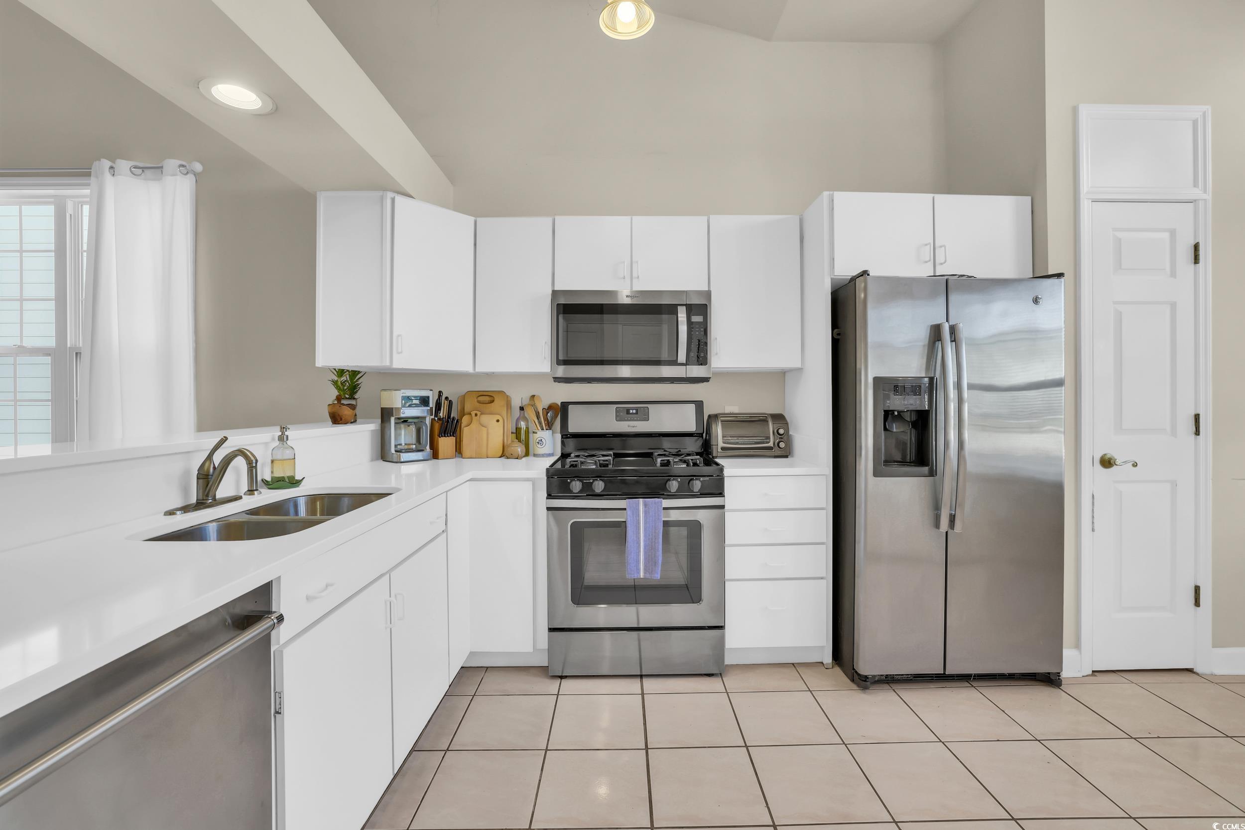 2721 S Key Largo Circle Property Photo 3