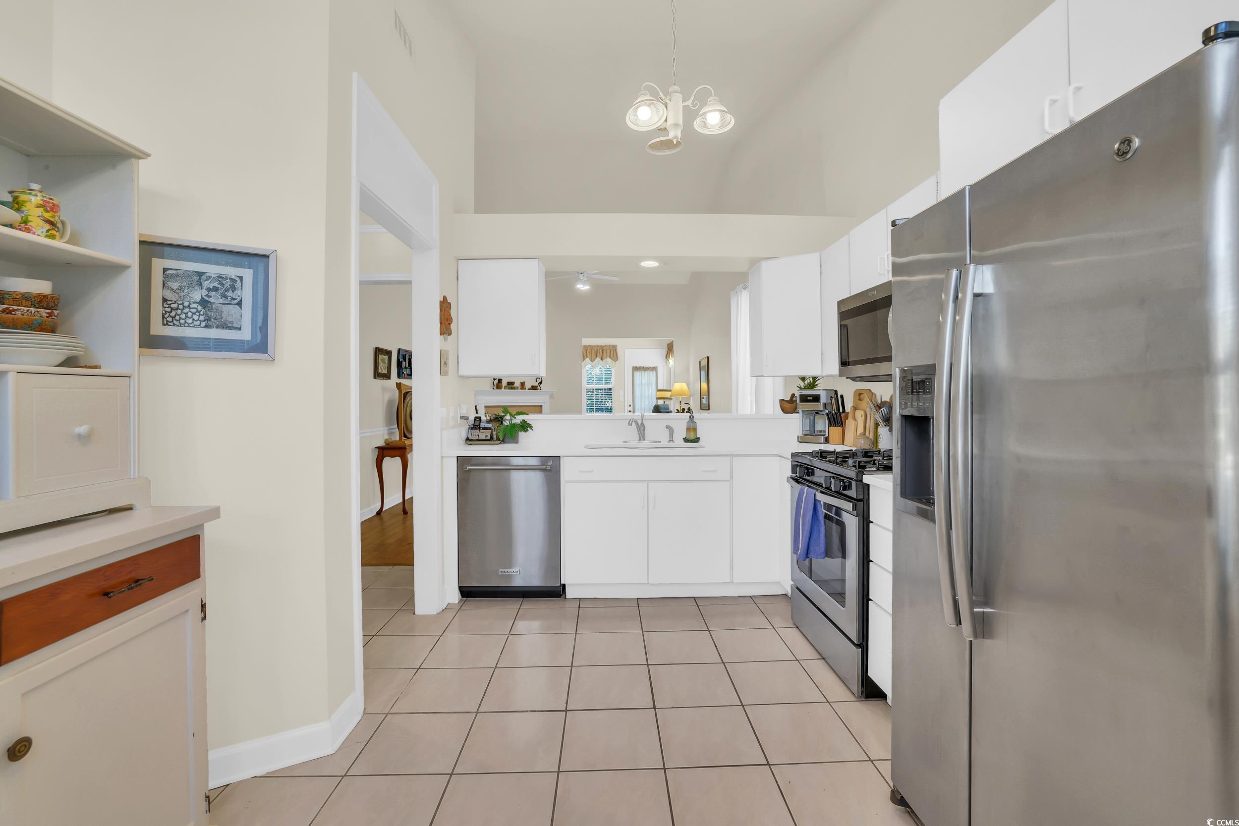 2721 S Key Largo Circle Property Photo 4