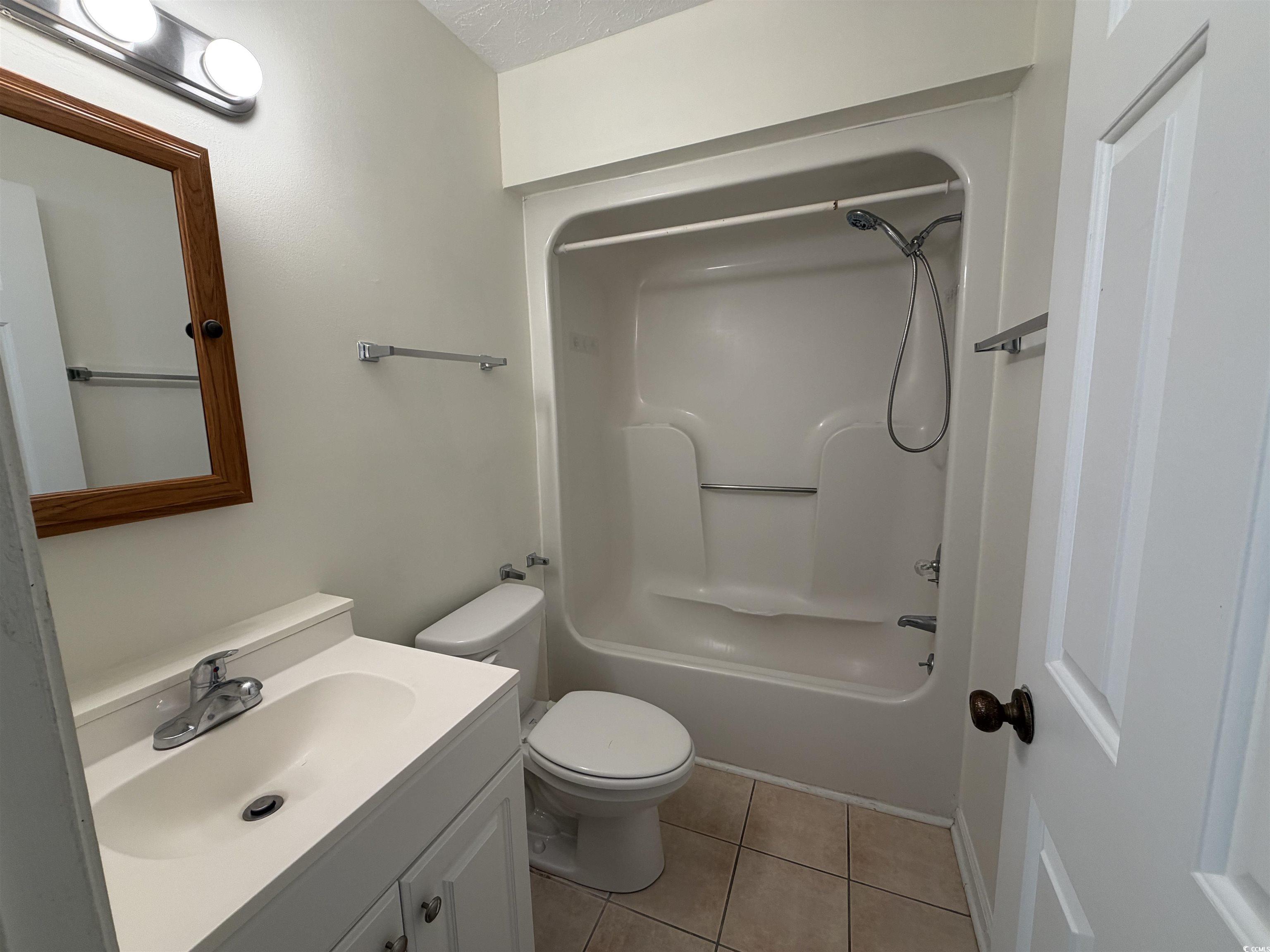 404 75th Ave N Property Photo 12