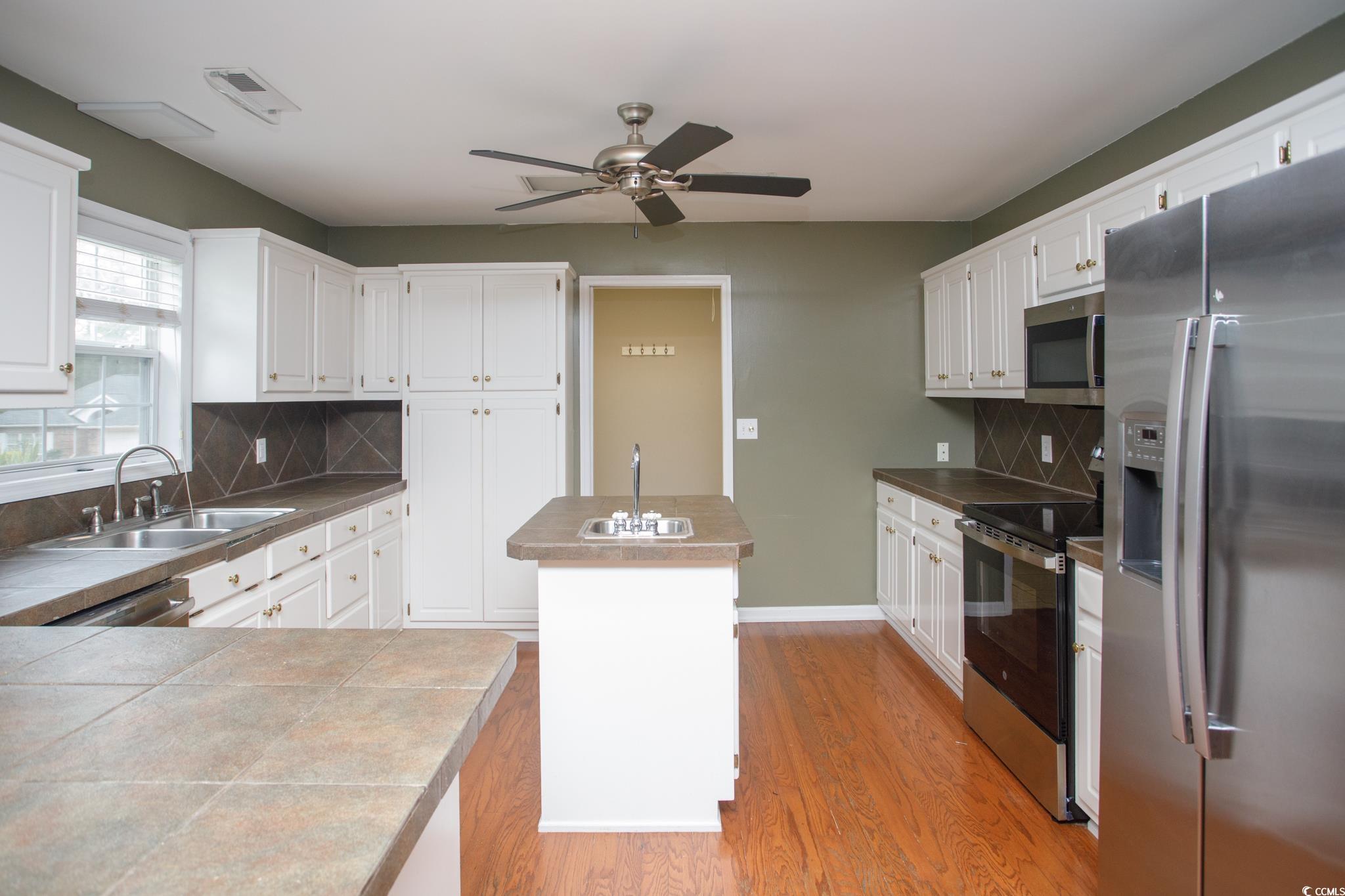 3464 Cedar Creek Run Property Photo 13