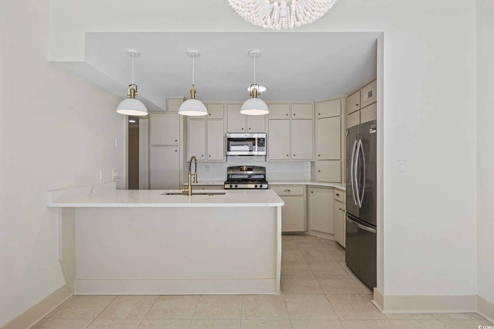 513 Plantation Dr. Property Photo 6