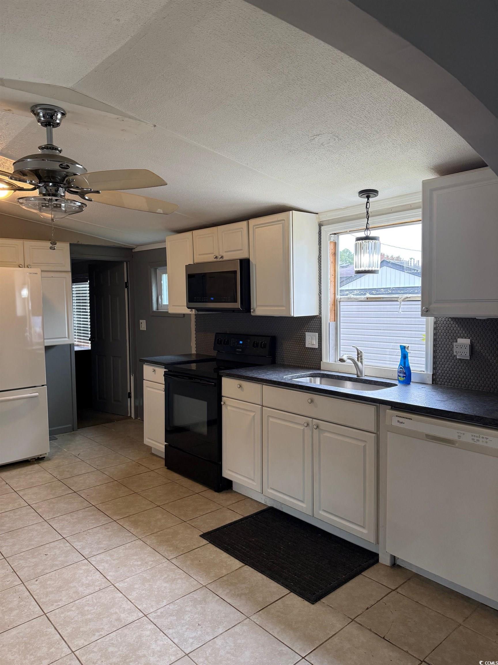 2709 Orion Dr. Property Photo 15