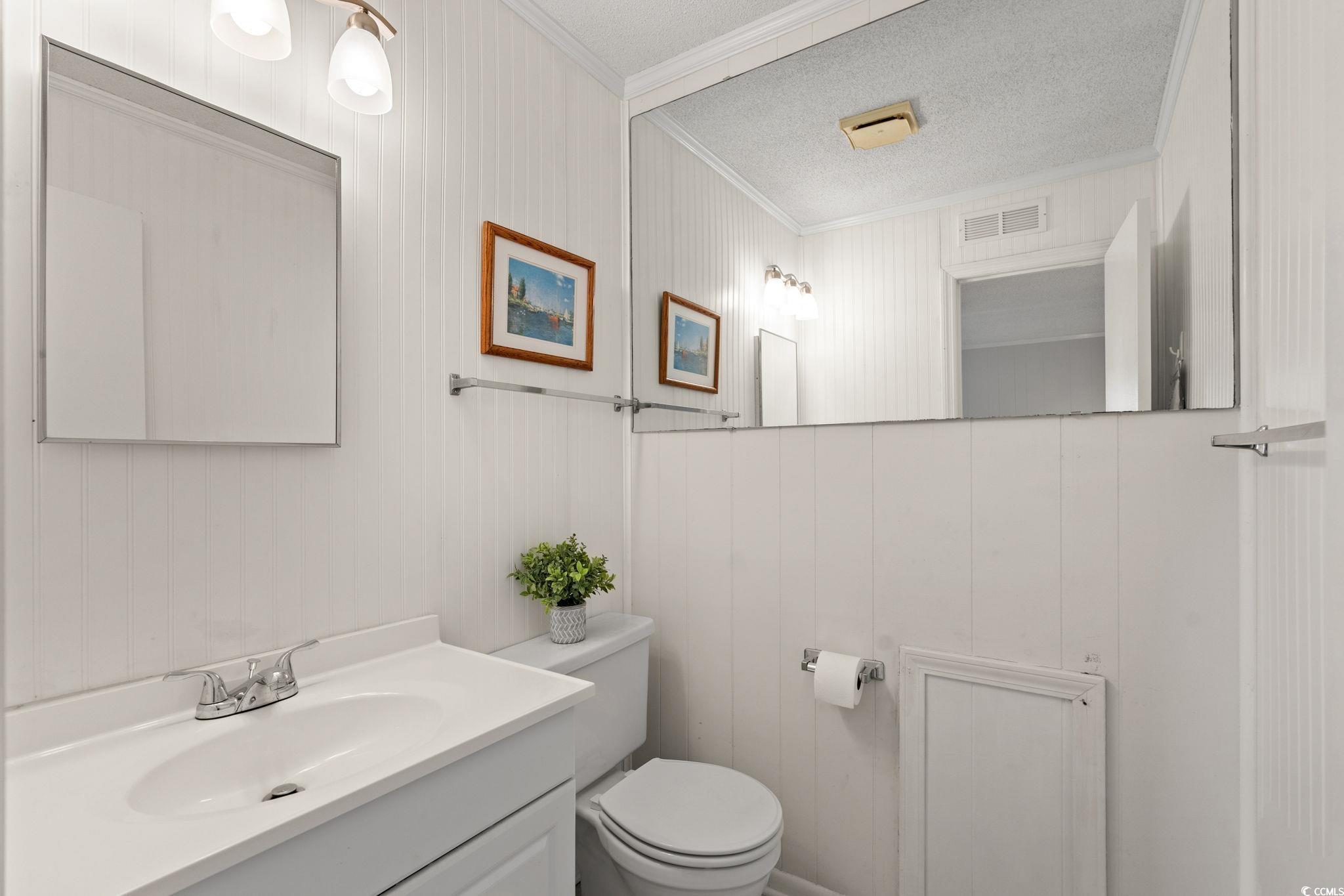 277 W First St. Property Photo 10