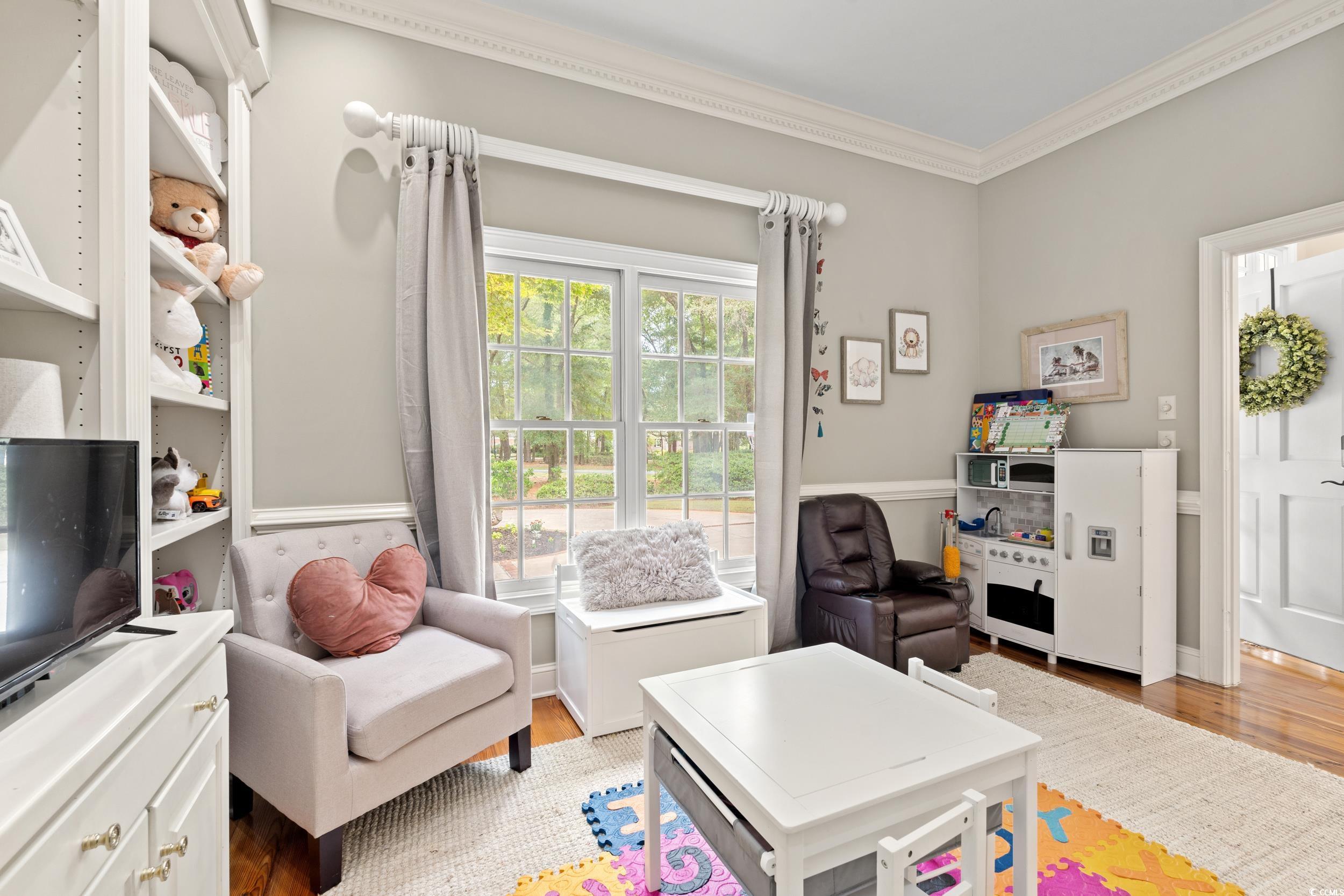 4511 Saint Johns Pl. Property Photo 9