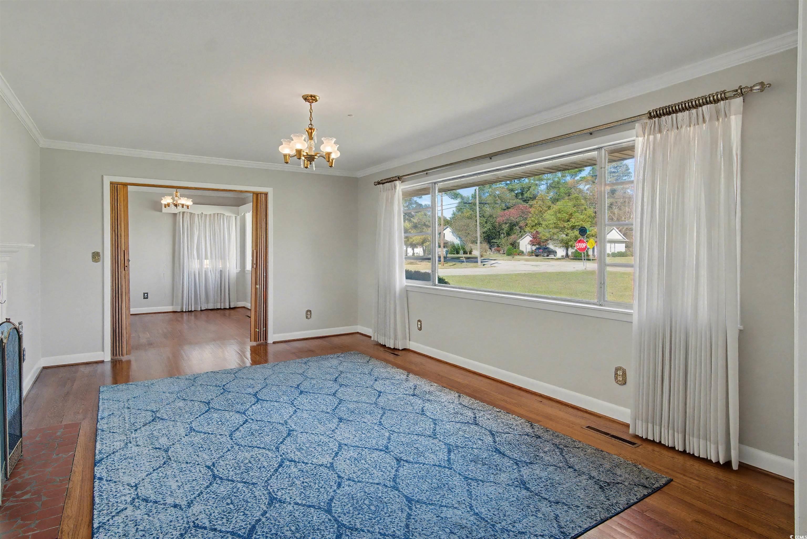 5408 Main St. Property Photo 7