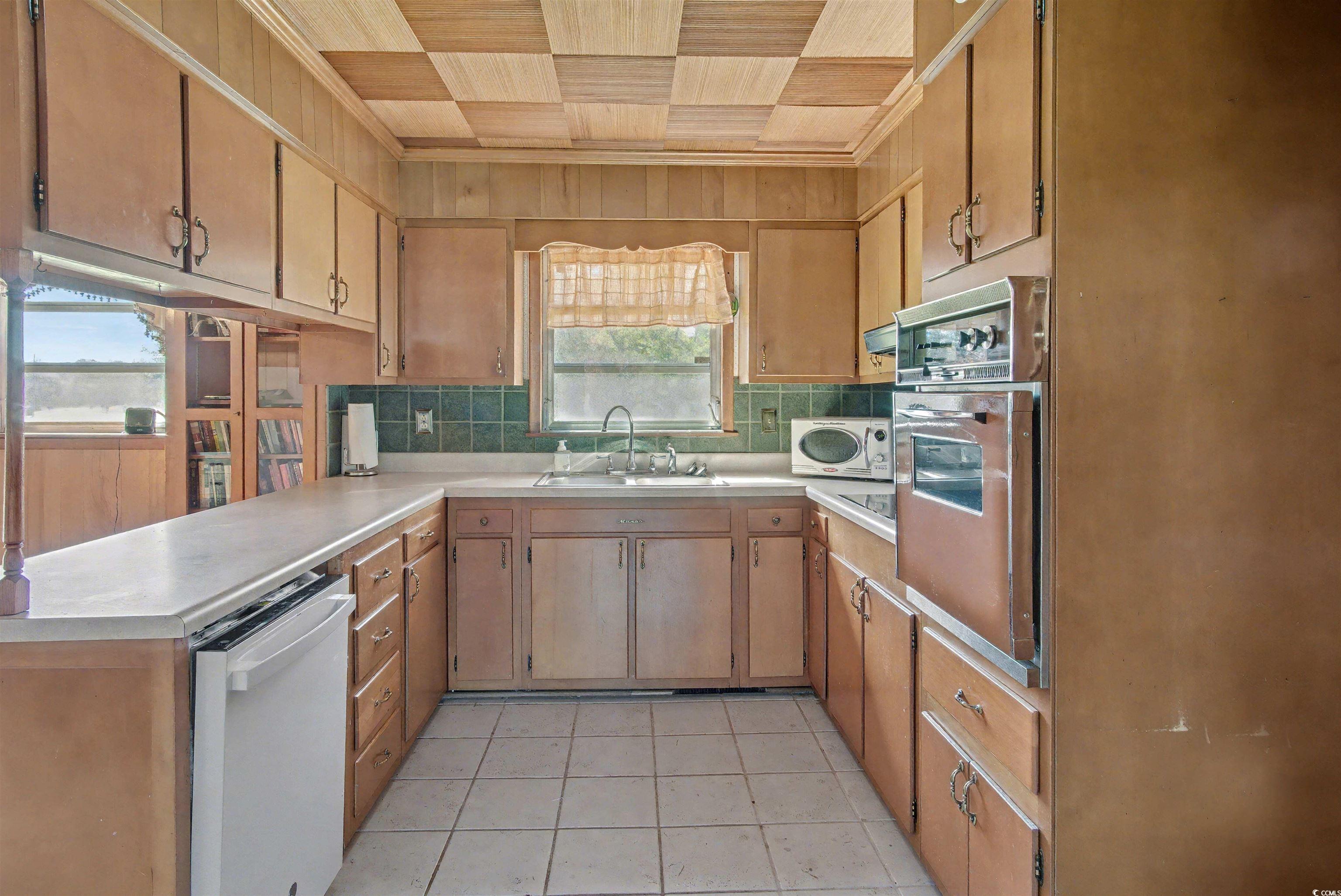 5408 Main St. Property Photo 11