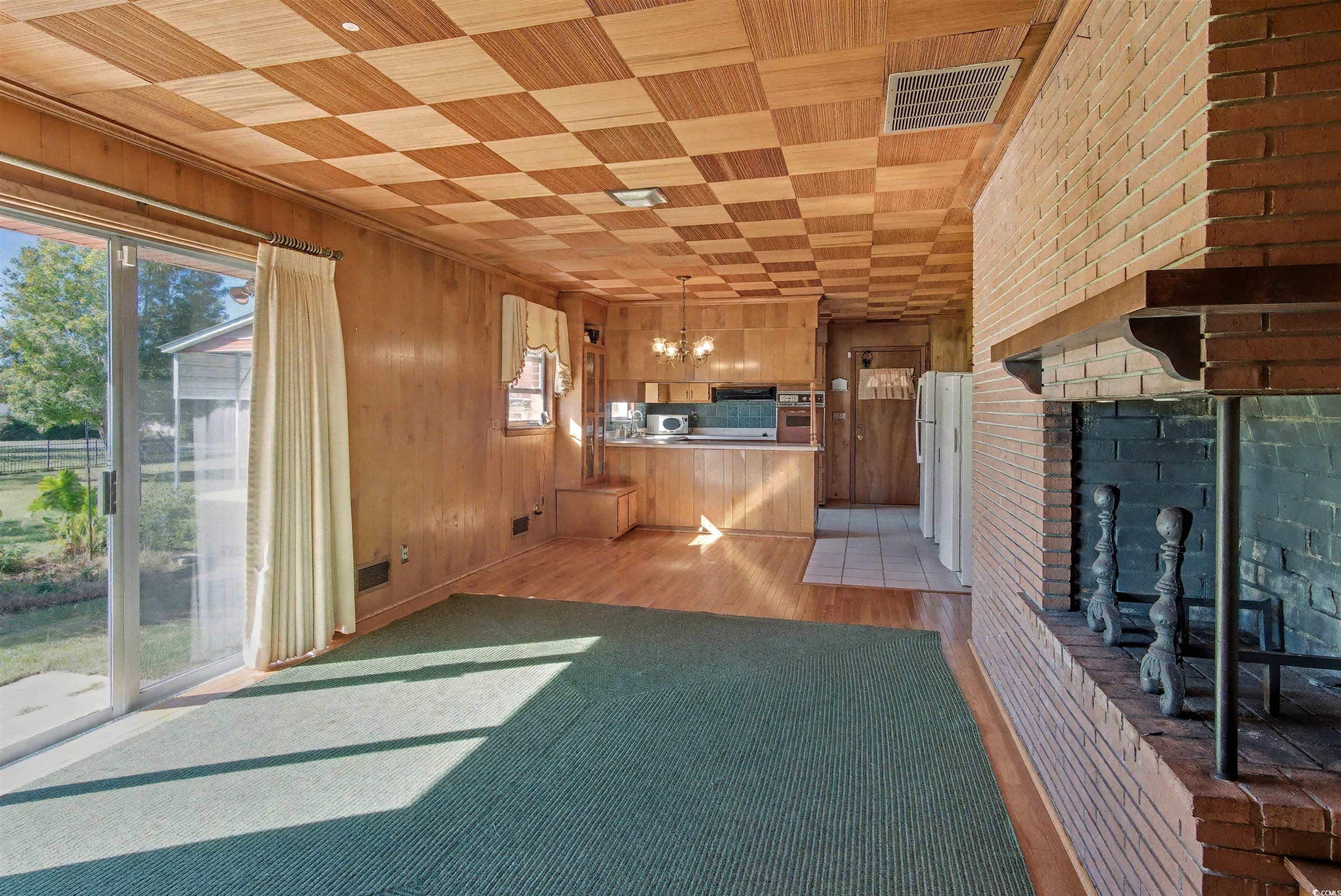 5408 Main St. Property Photo 13