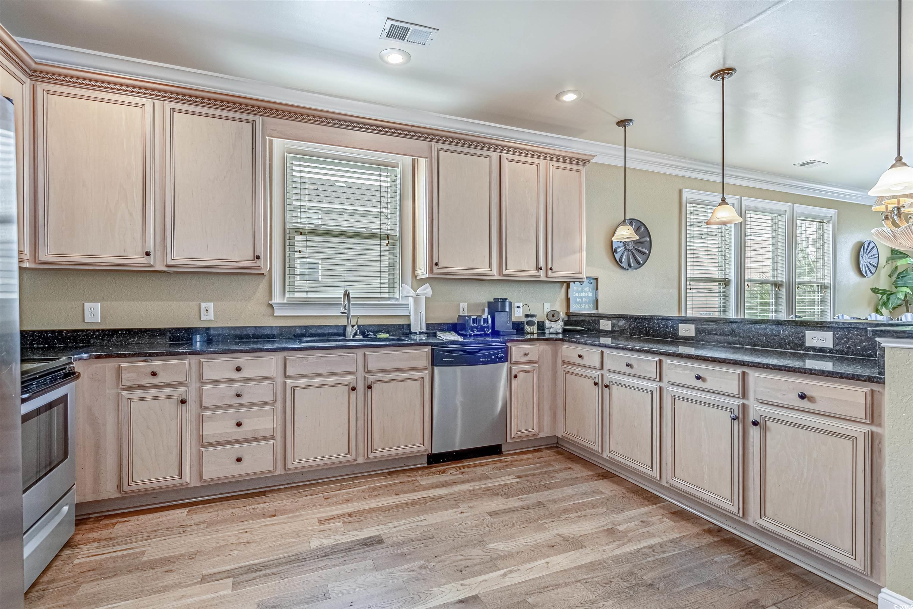 827 North Waccamaw Dr. Property Photo 13