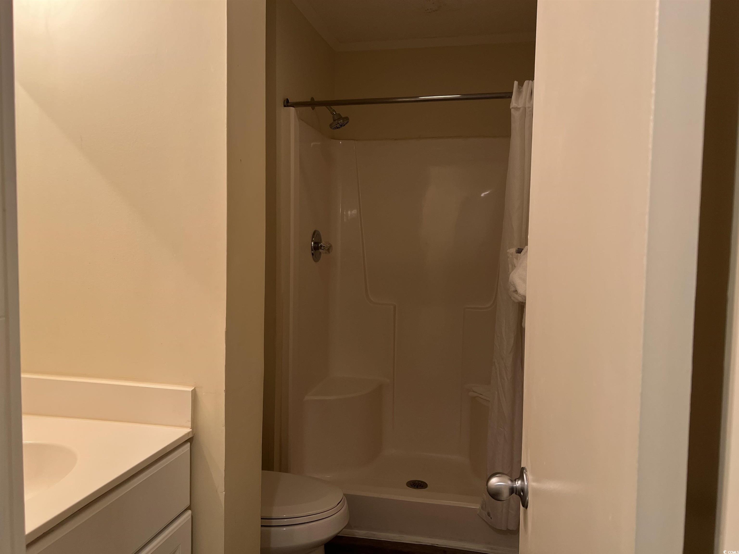 415 Ocean Creek Dr. Property Photo 6