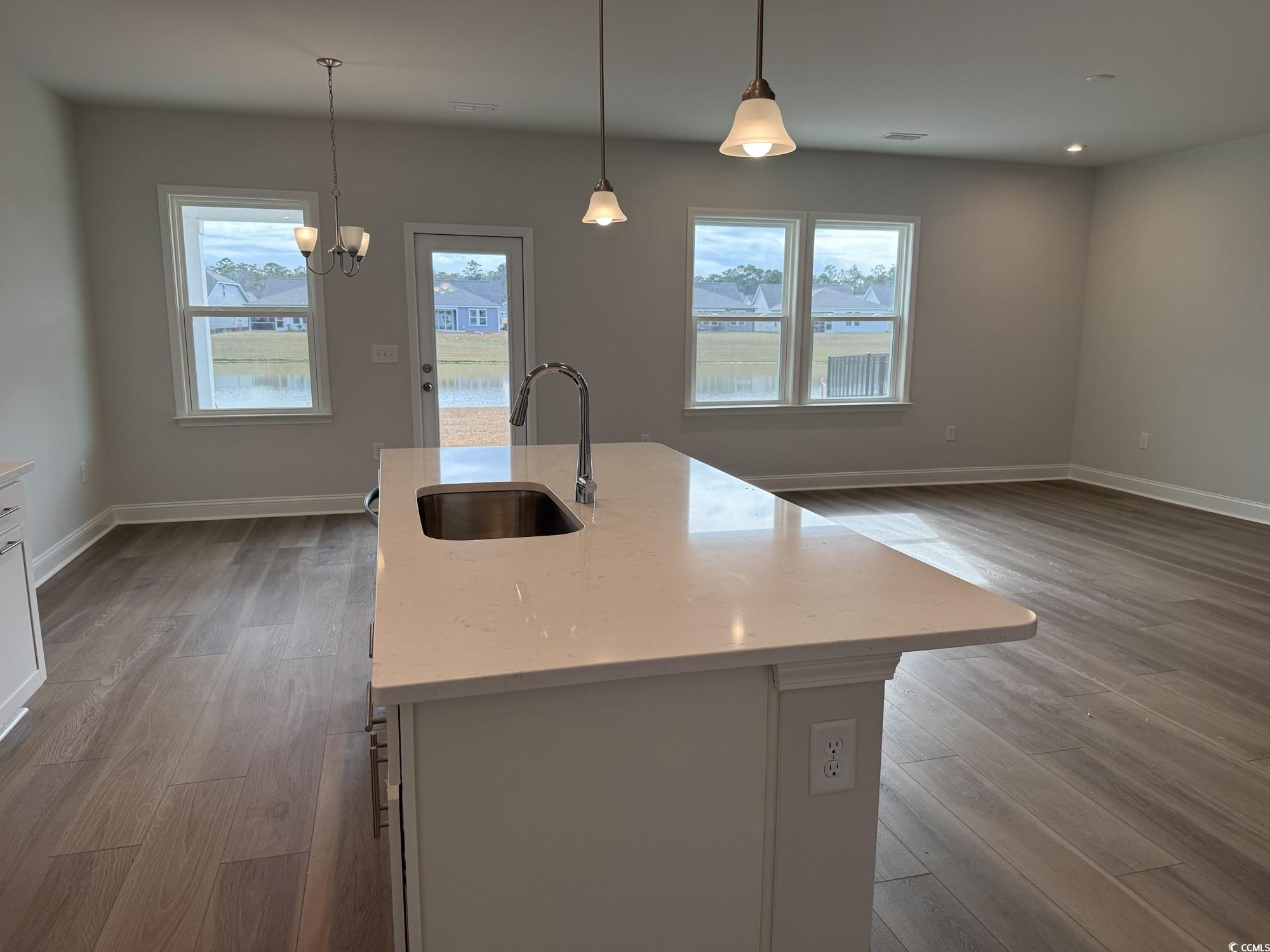 324 River Edge Dr. Property Photo 5