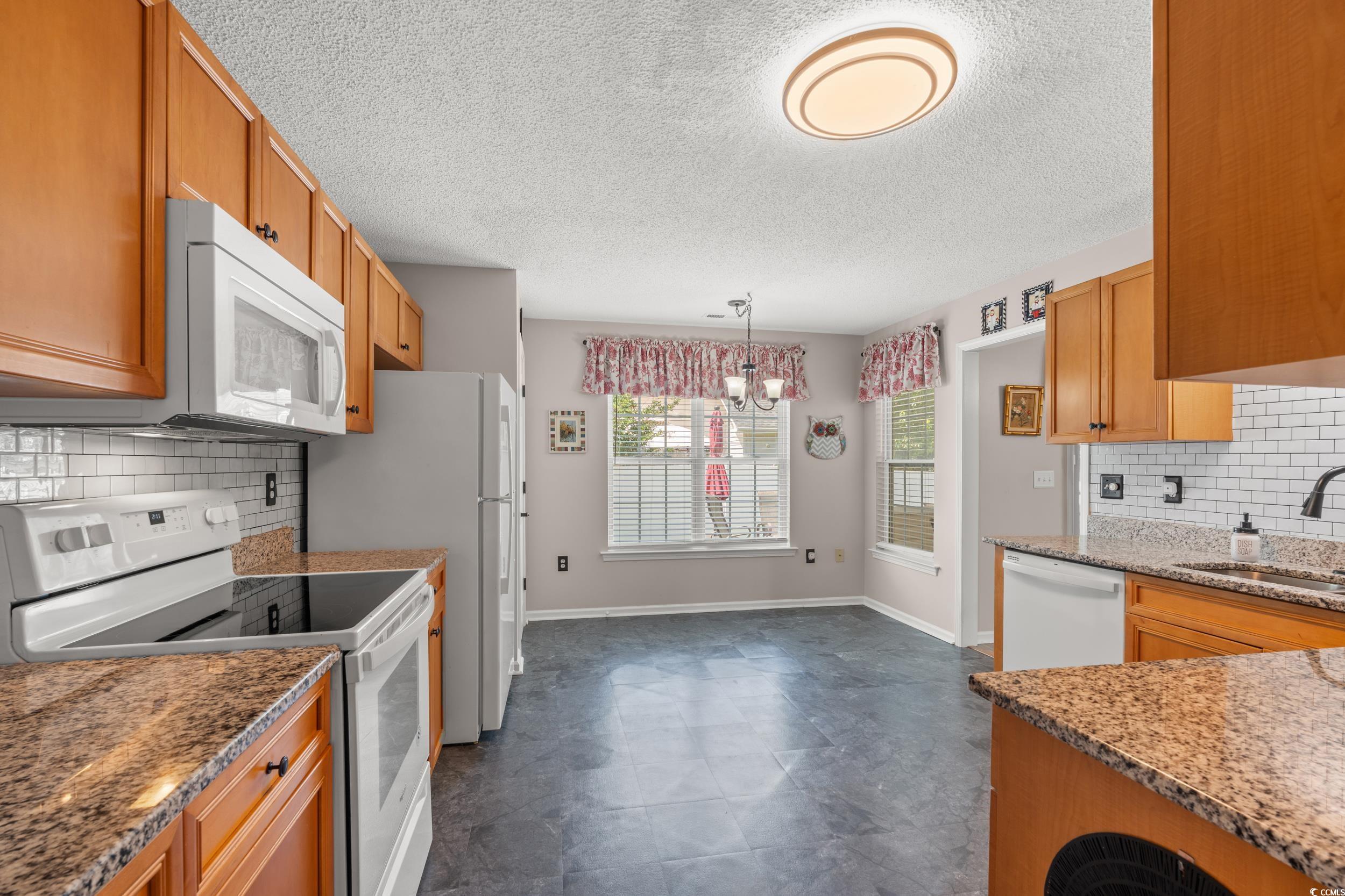 5107 Capulet Circle Property Photo 13