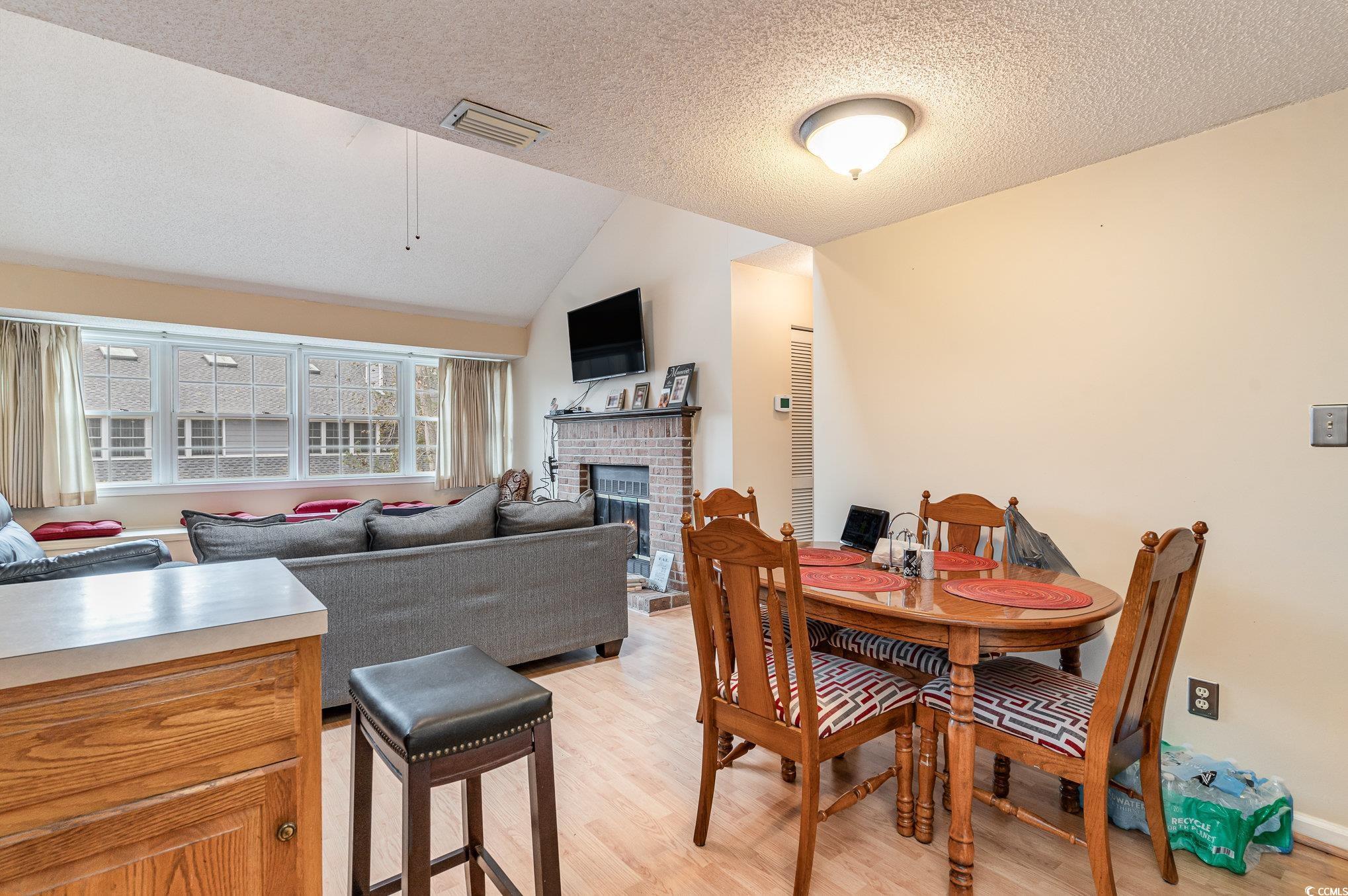 1206 Erin Way Property Photo 11