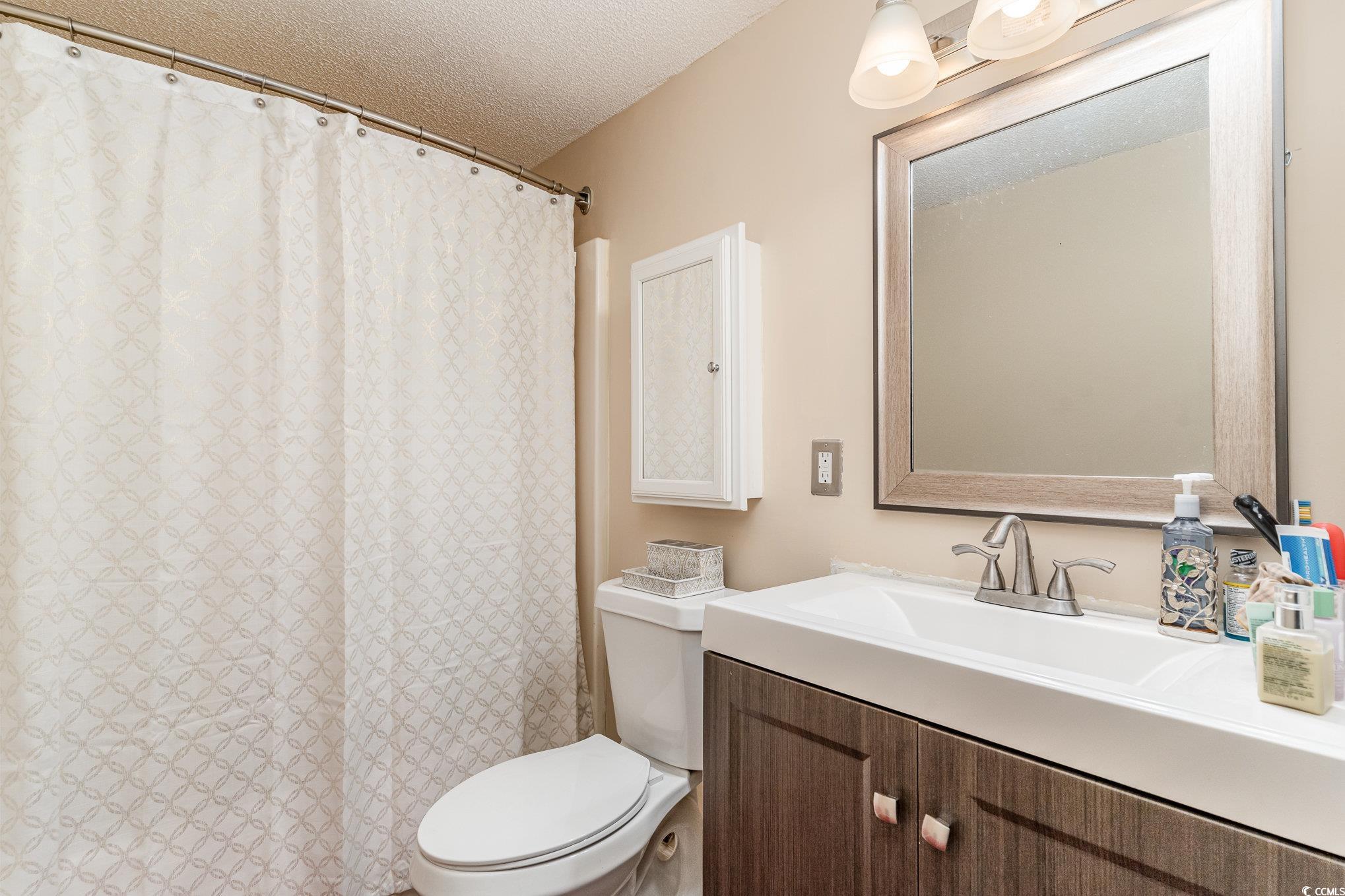 1206 Erin Way Property Photo 16