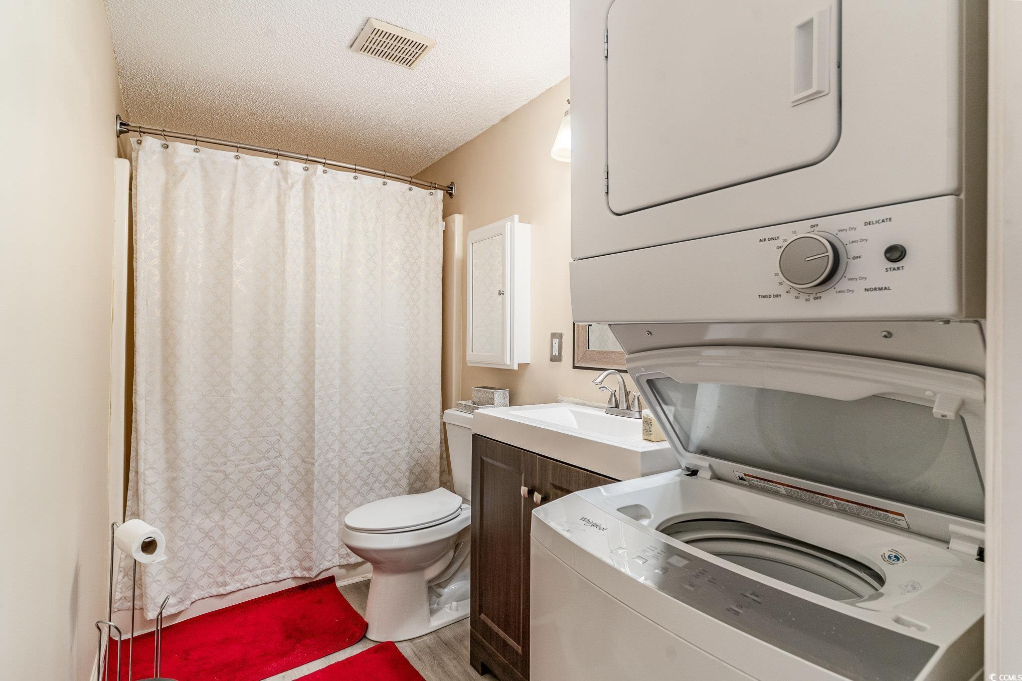 1206 Erin Way Property Photo 17