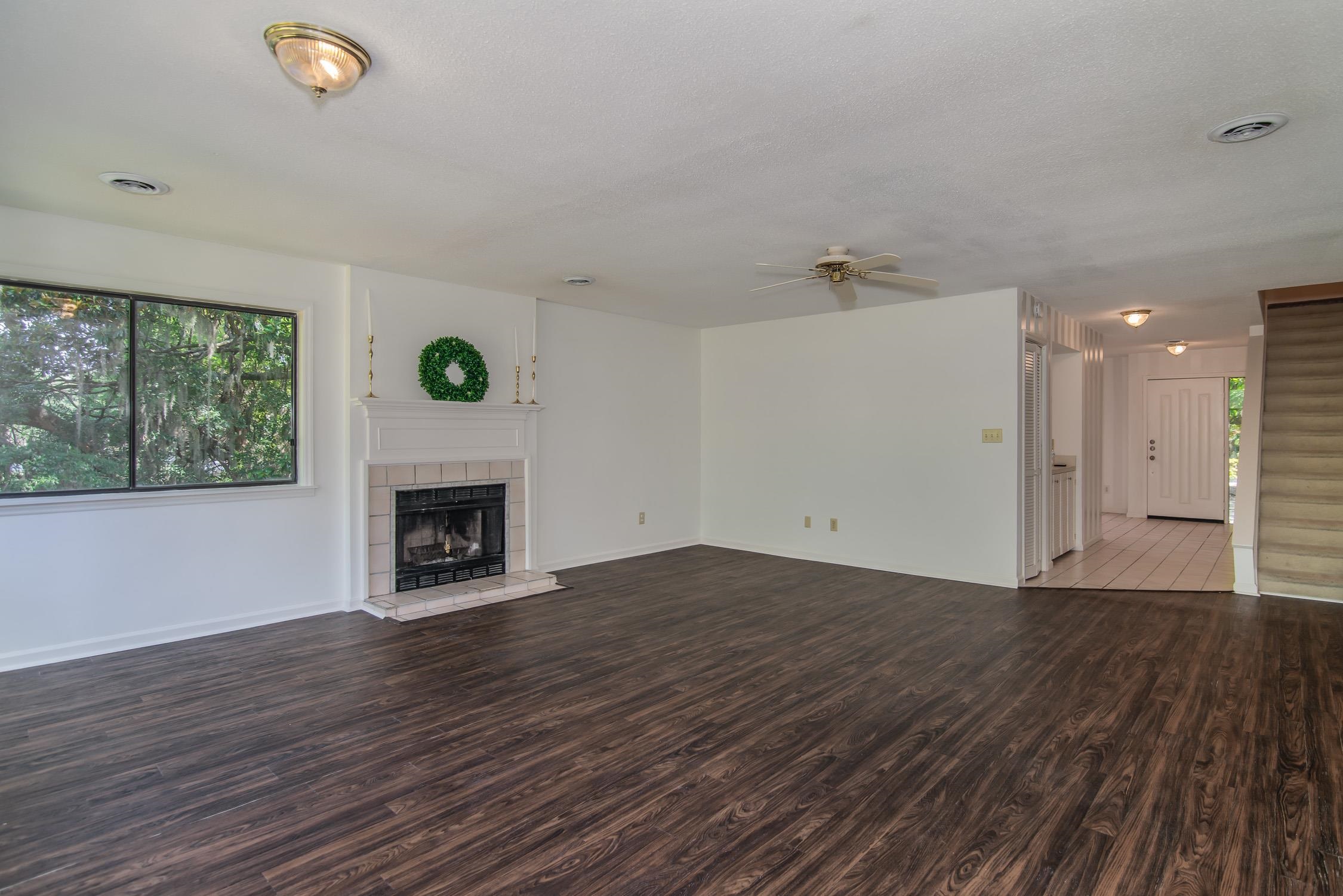 31 Battery White Ct. Property Photo 6