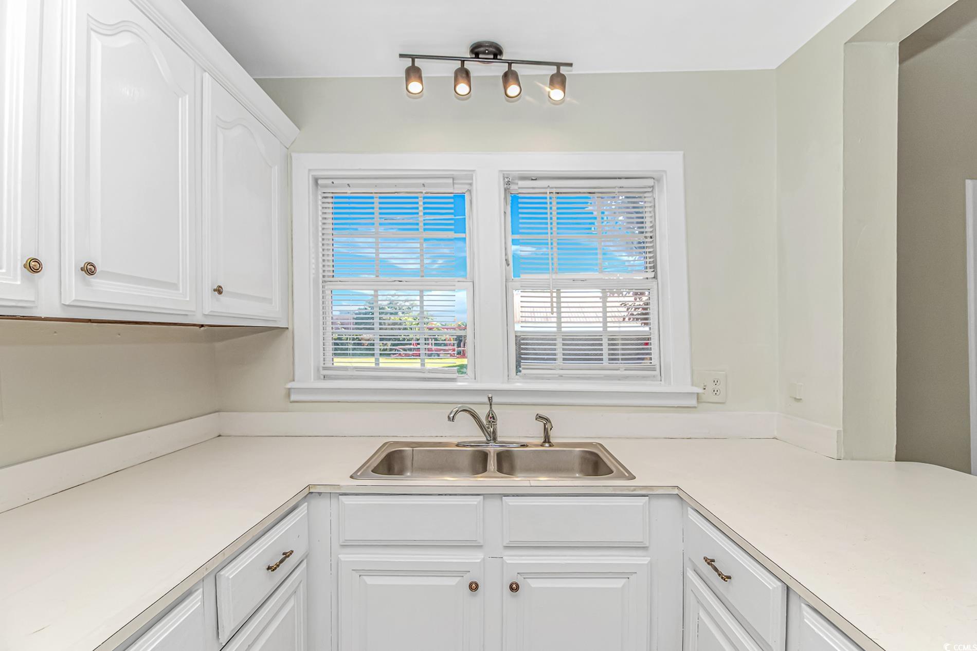 1508 Duke St. Property Photo 10