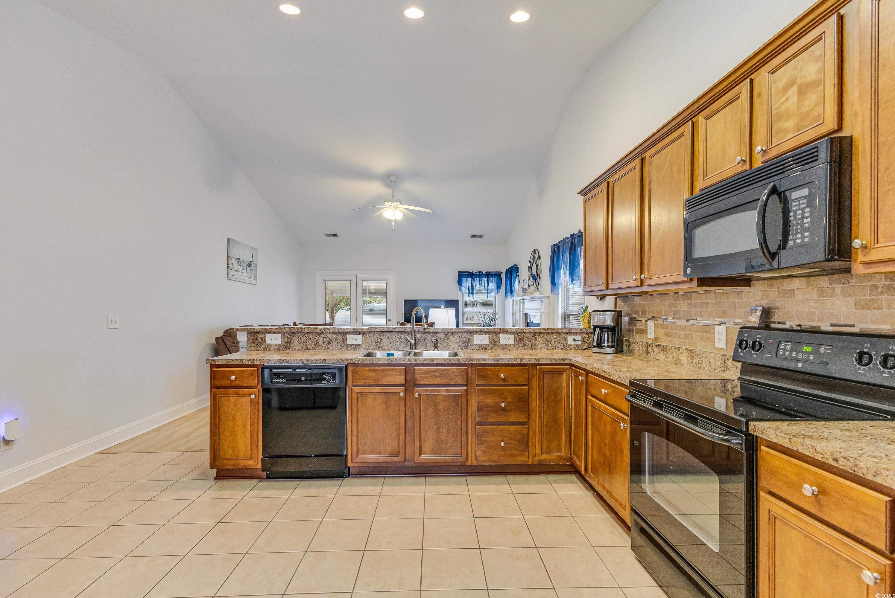 186 Cupola Dr. Property Photo 7