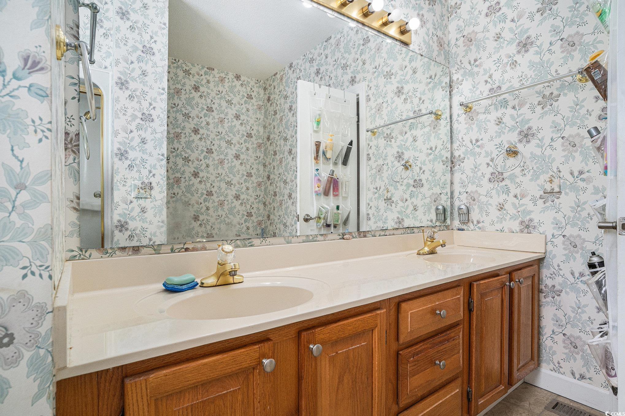 414 Staghorn Ln. Property Photo 17