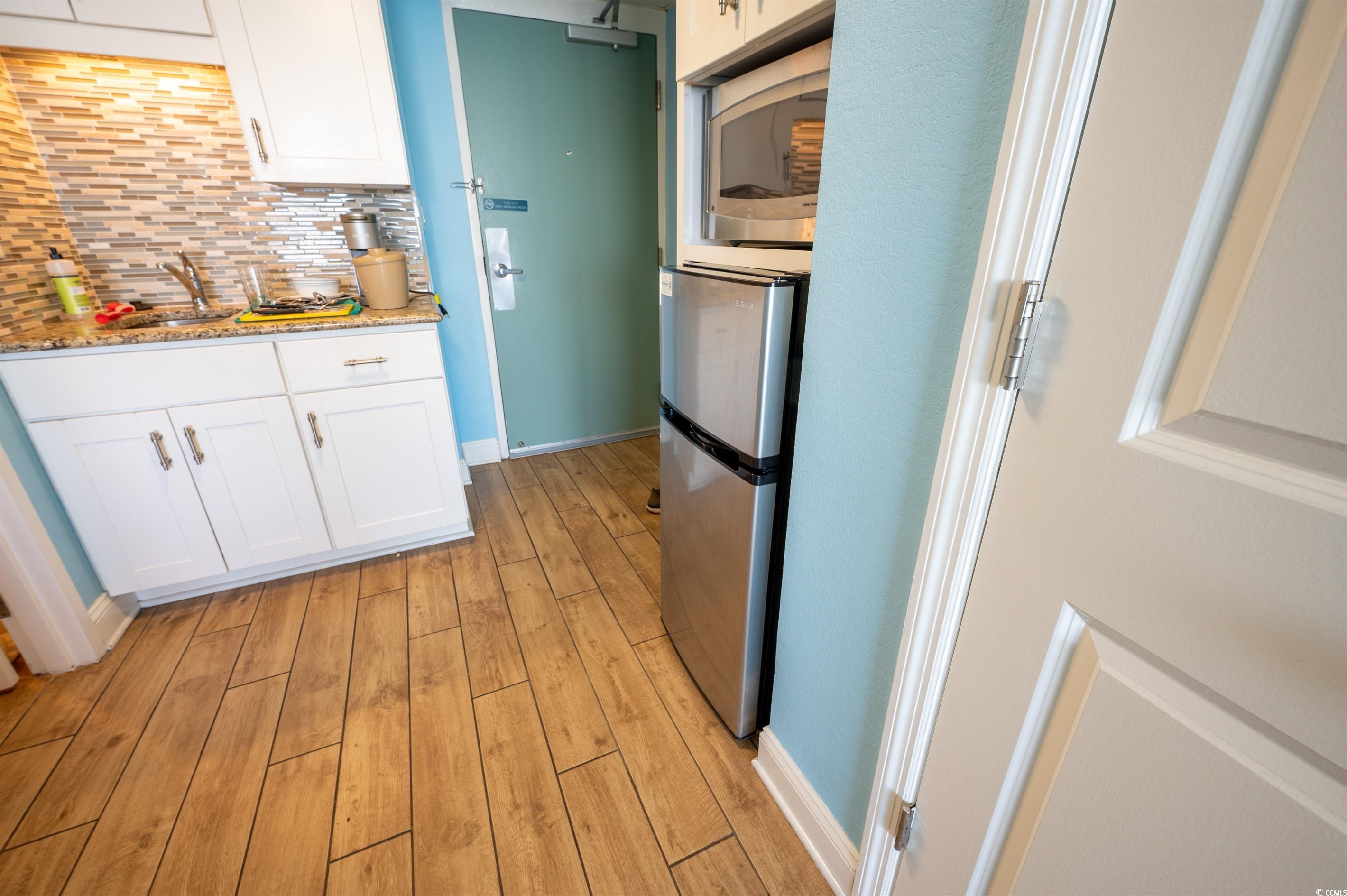 201 74th Ave. N Property Photo 9