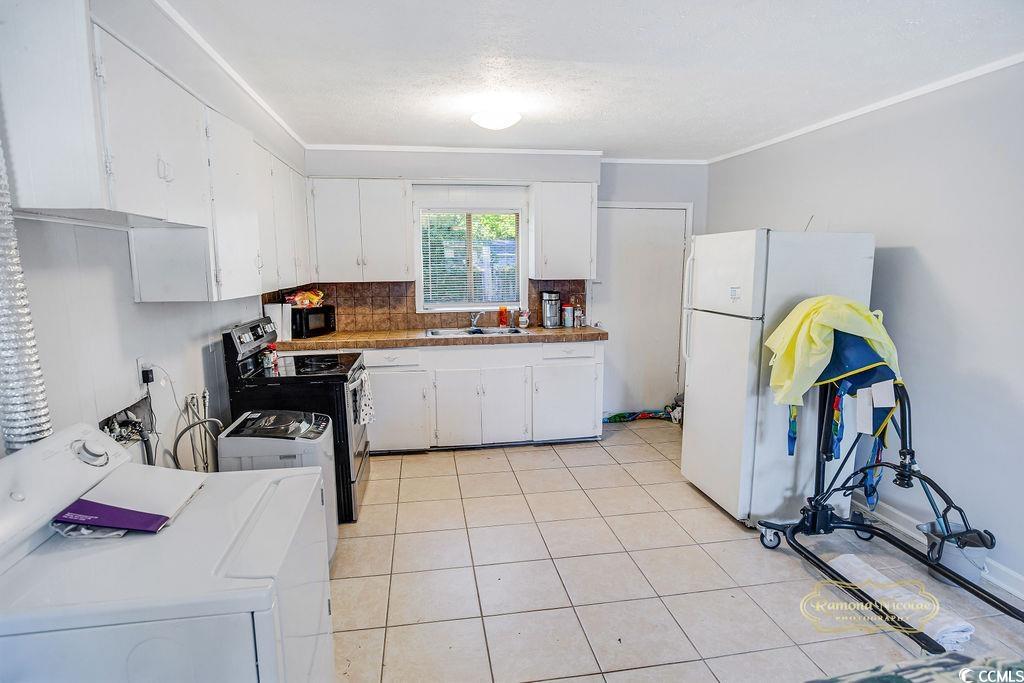831 Bay St. Property Photo 18