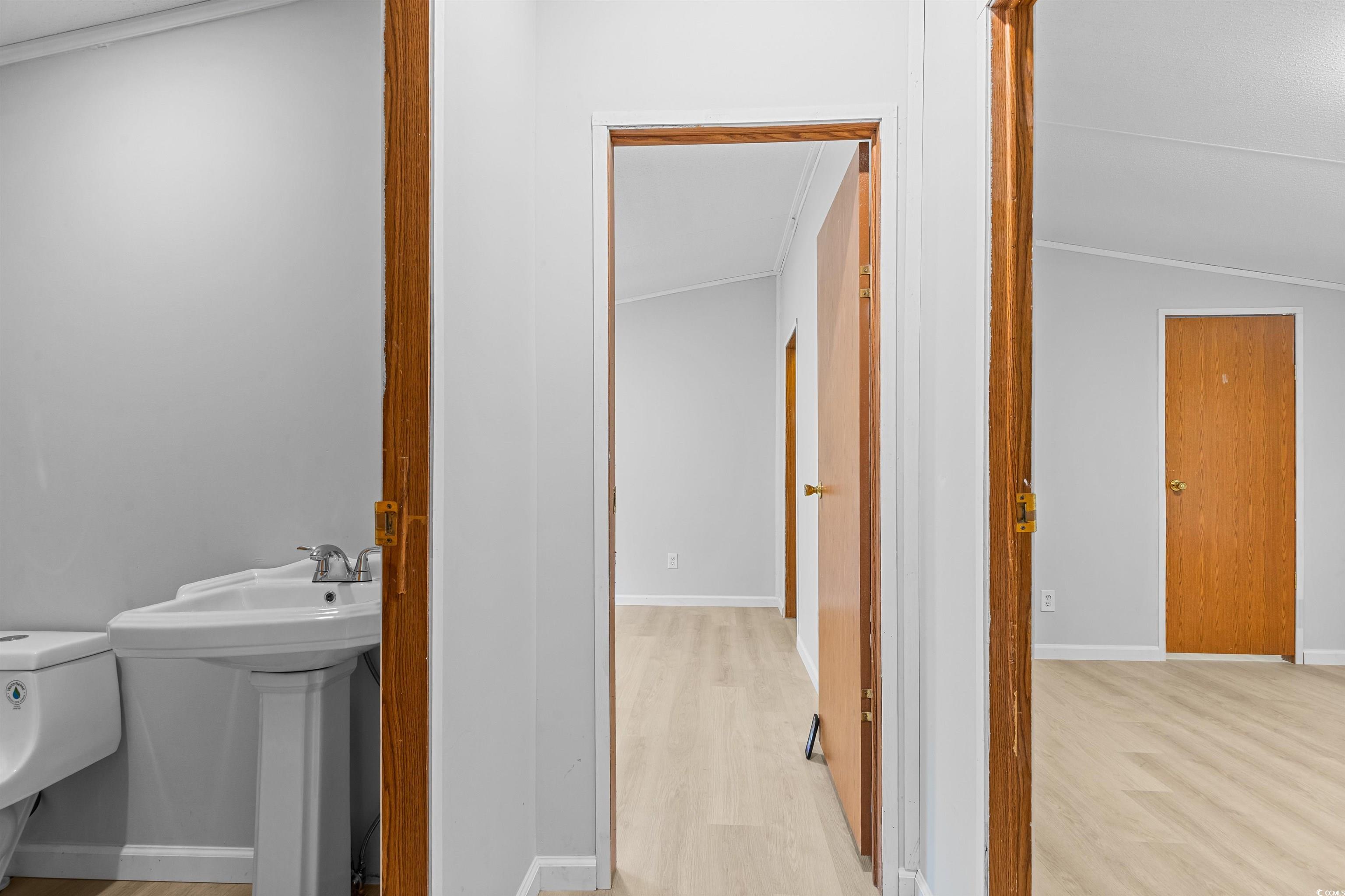 136 Vernon Way Property Photo 14