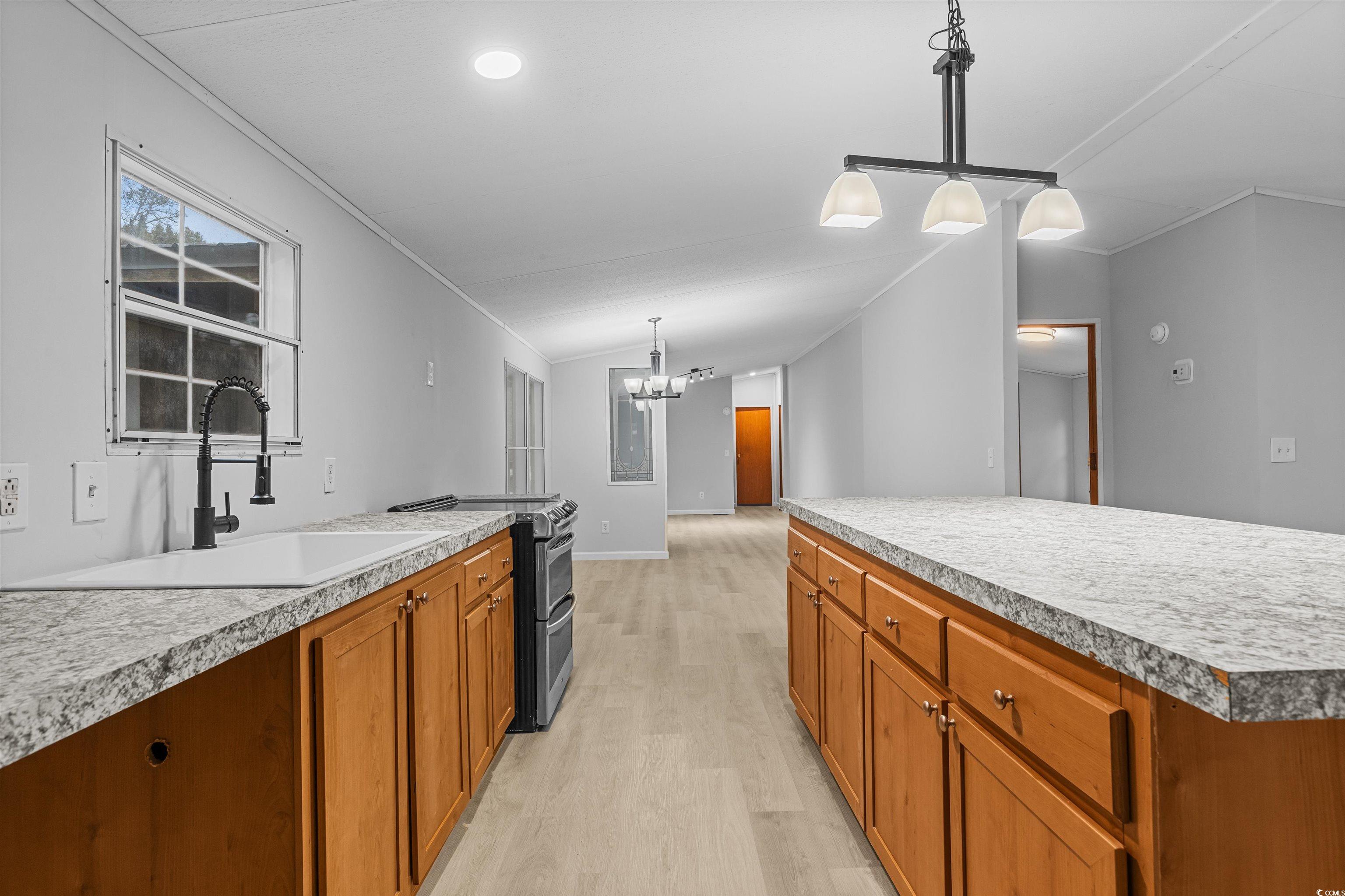 136 Vernon Way Property Photo 30