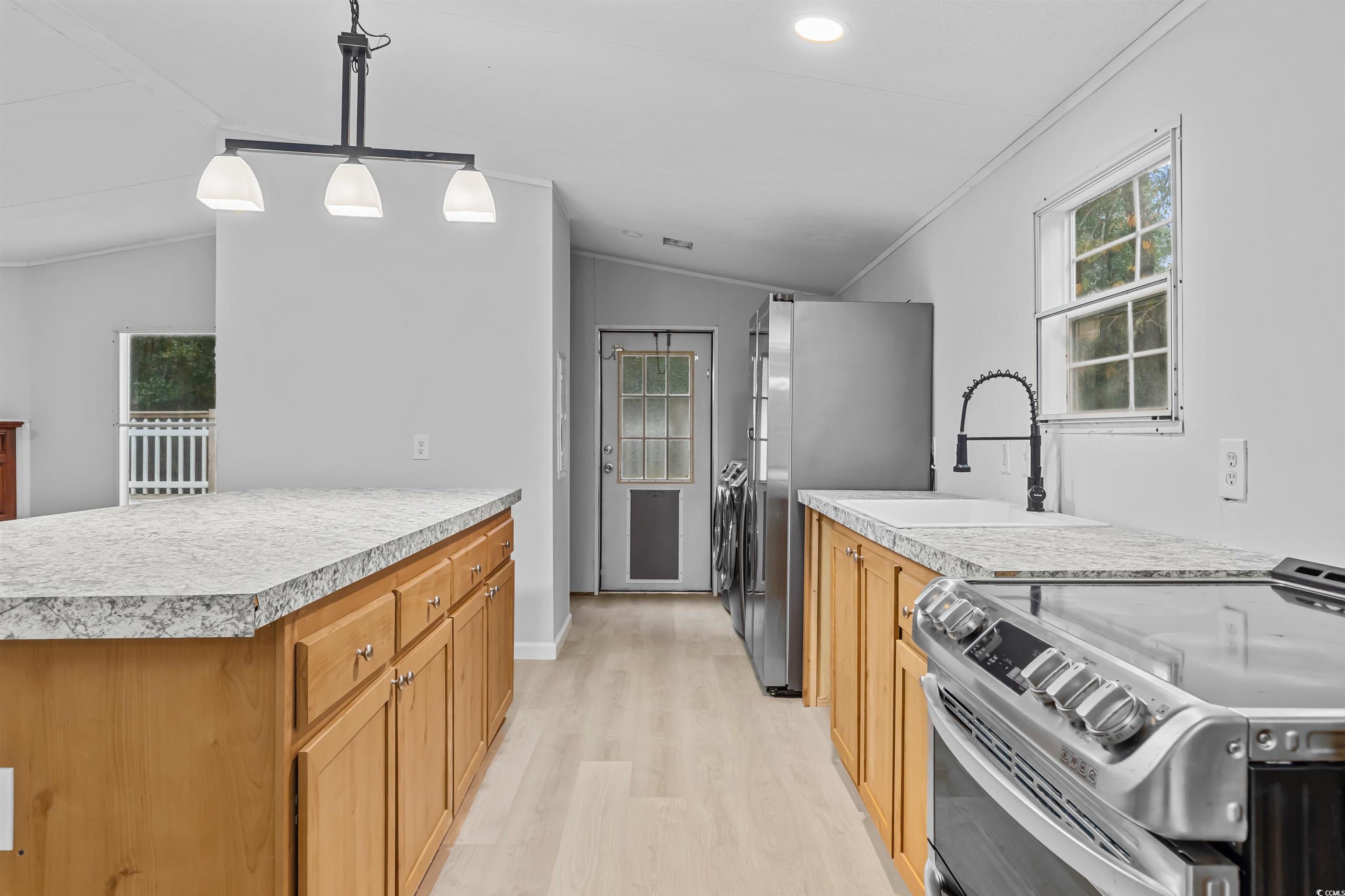 136 Vernon Way Property Photo 31