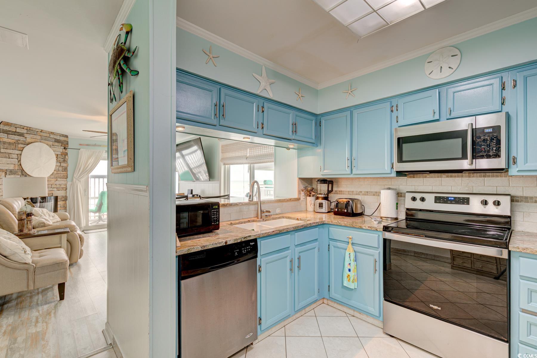814 N Waccamaw Dr. Property Photo 8