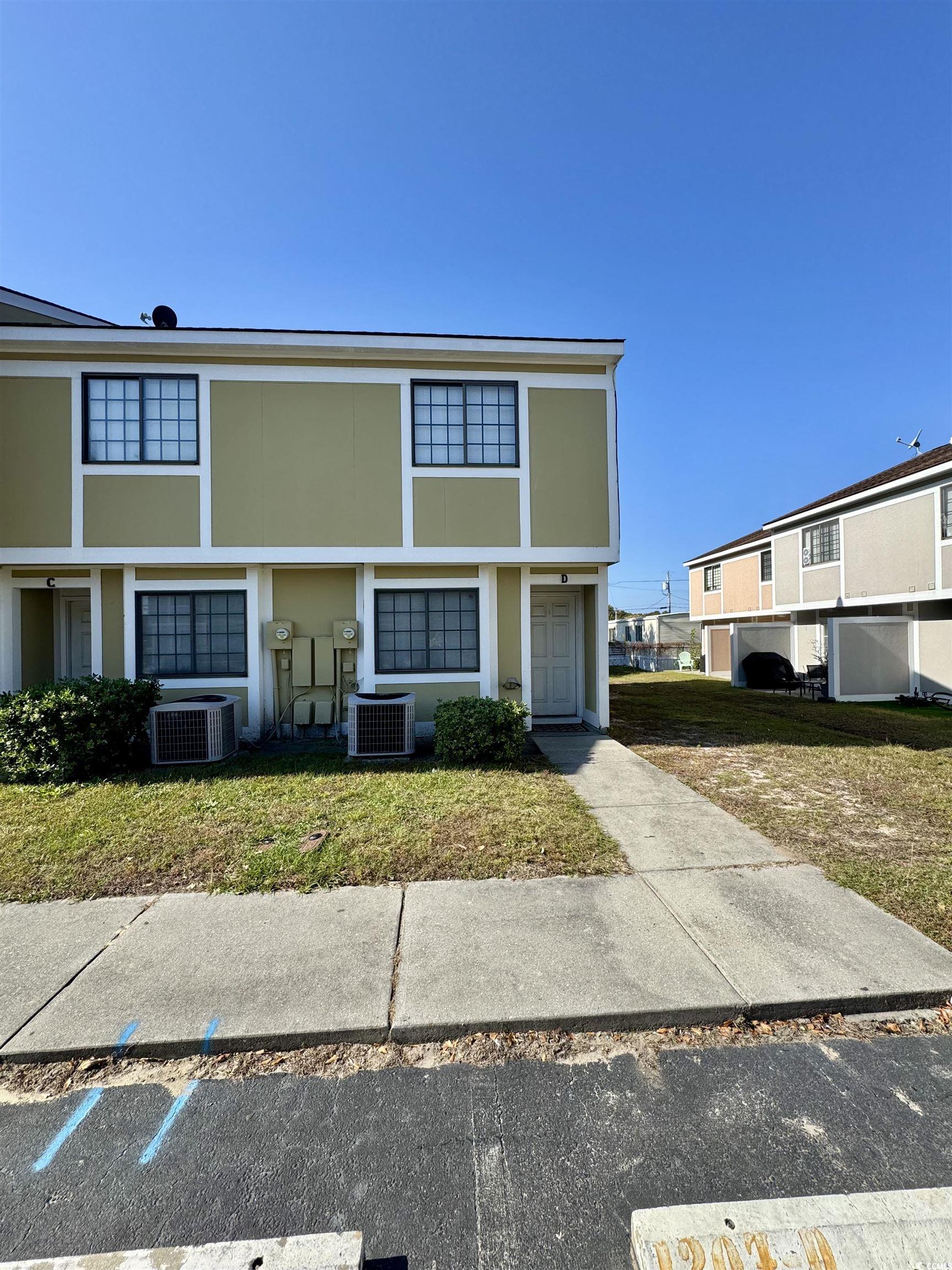 1207 Pinegrove Dr. Property Photo 4