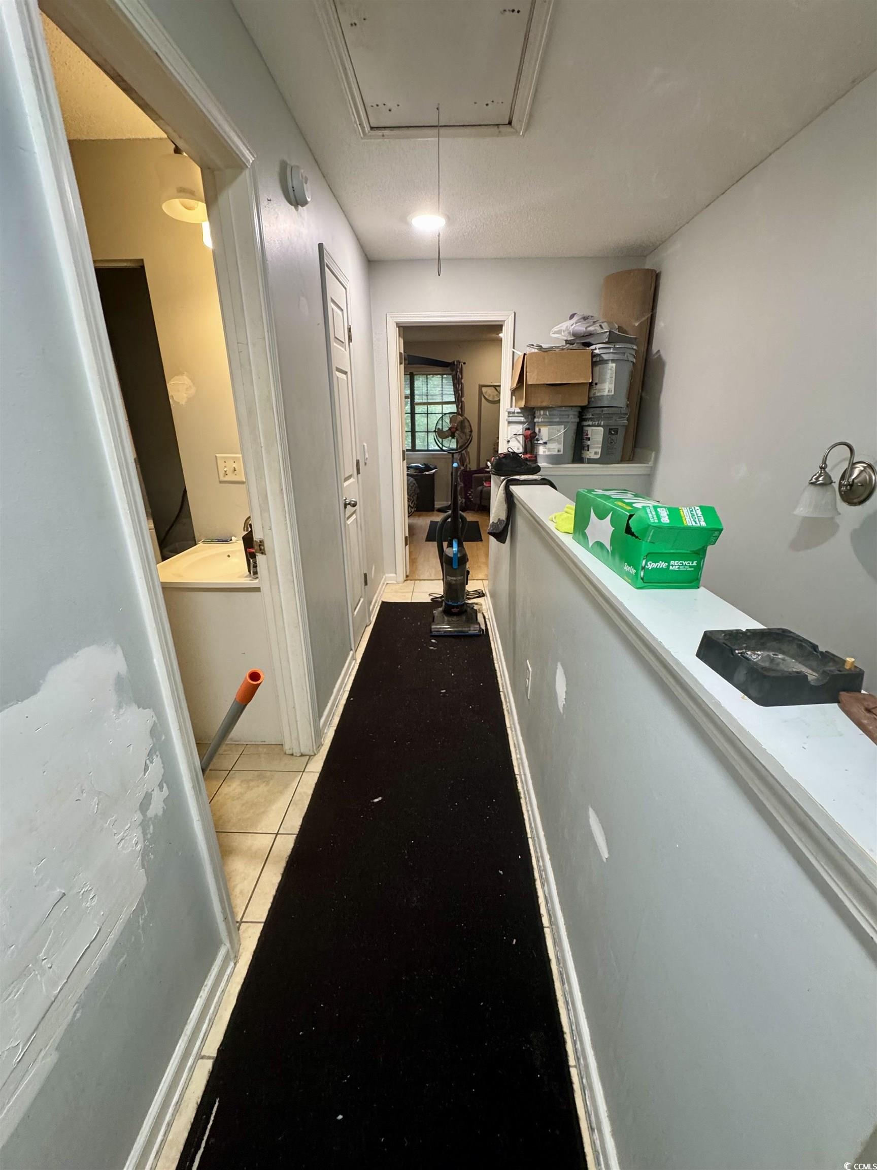 1207 Pinegrove Dr. Property Photo 8