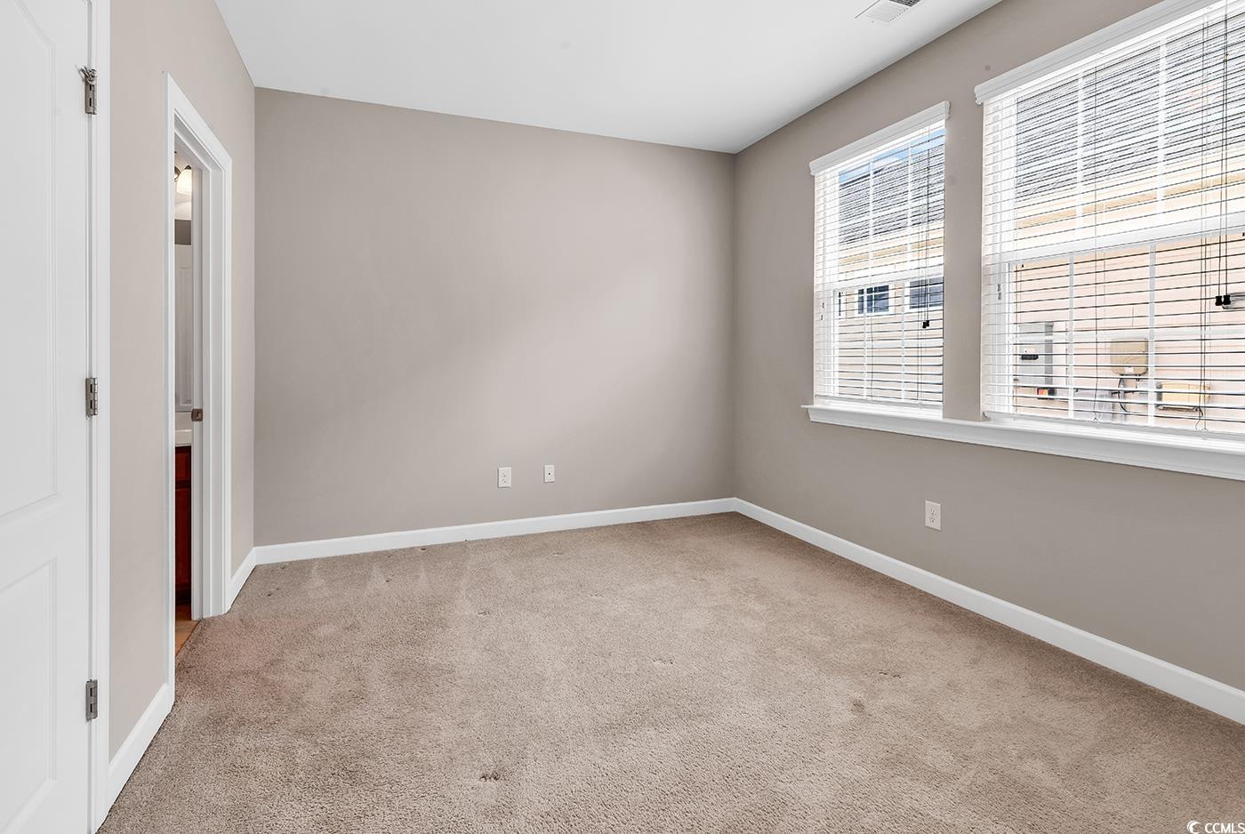 2011 Oxford St. Property Photo 18