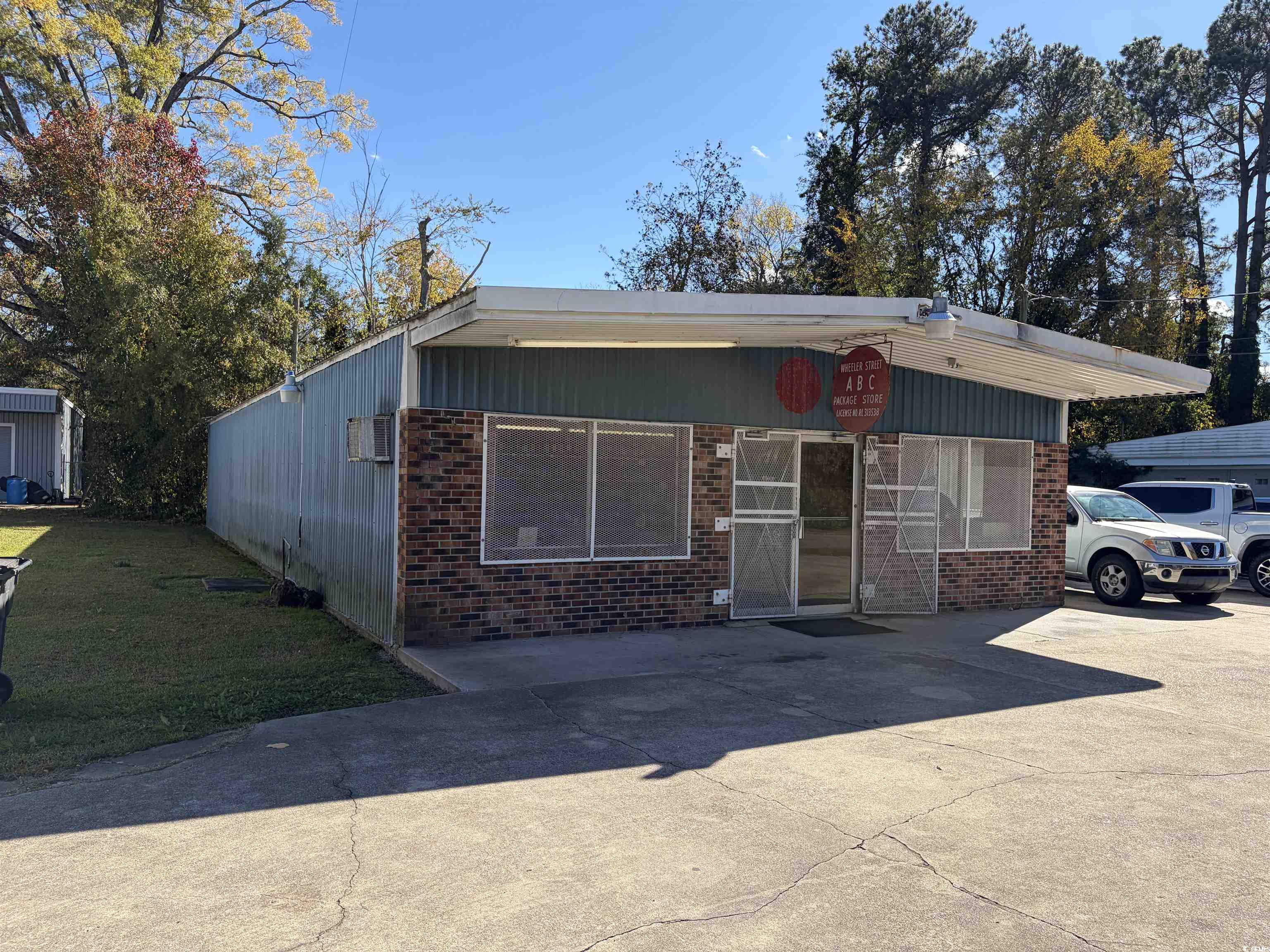 500 Wheeler St. Property Photo 2