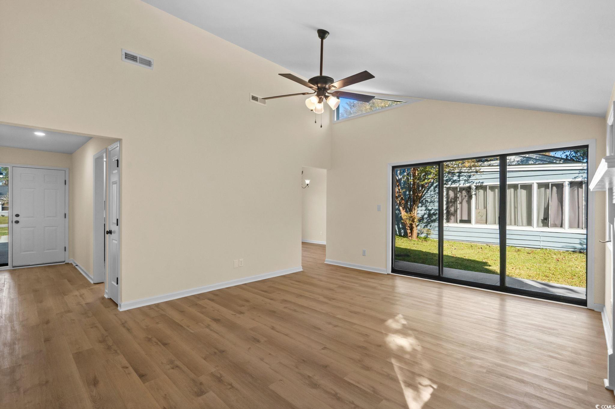 102 St. Andrews Ln. Property Photo 16