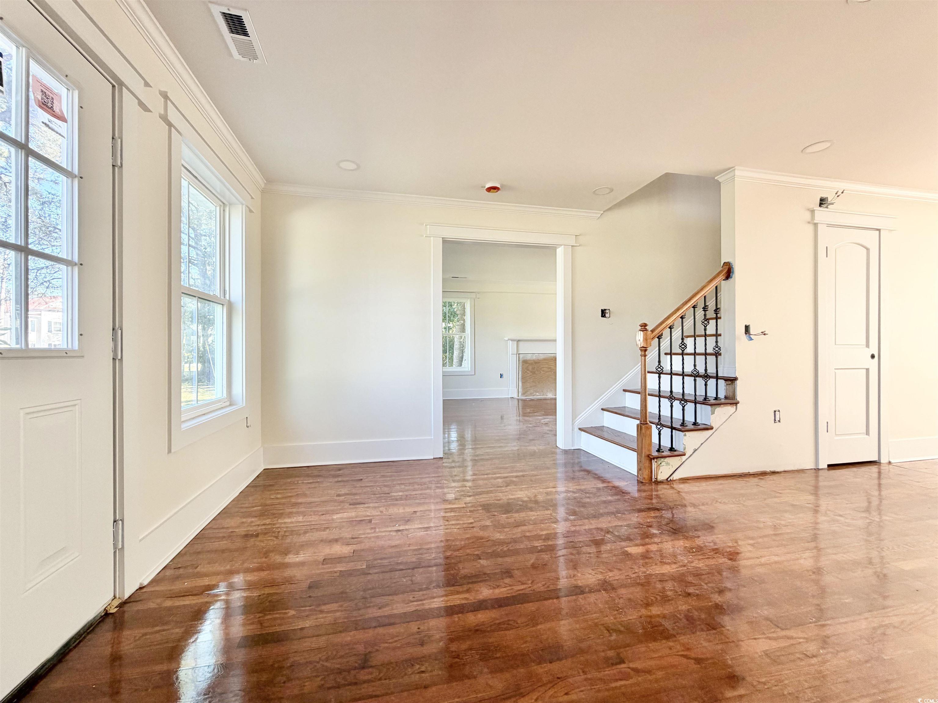 1003 Winding Rd. Property Photo 3