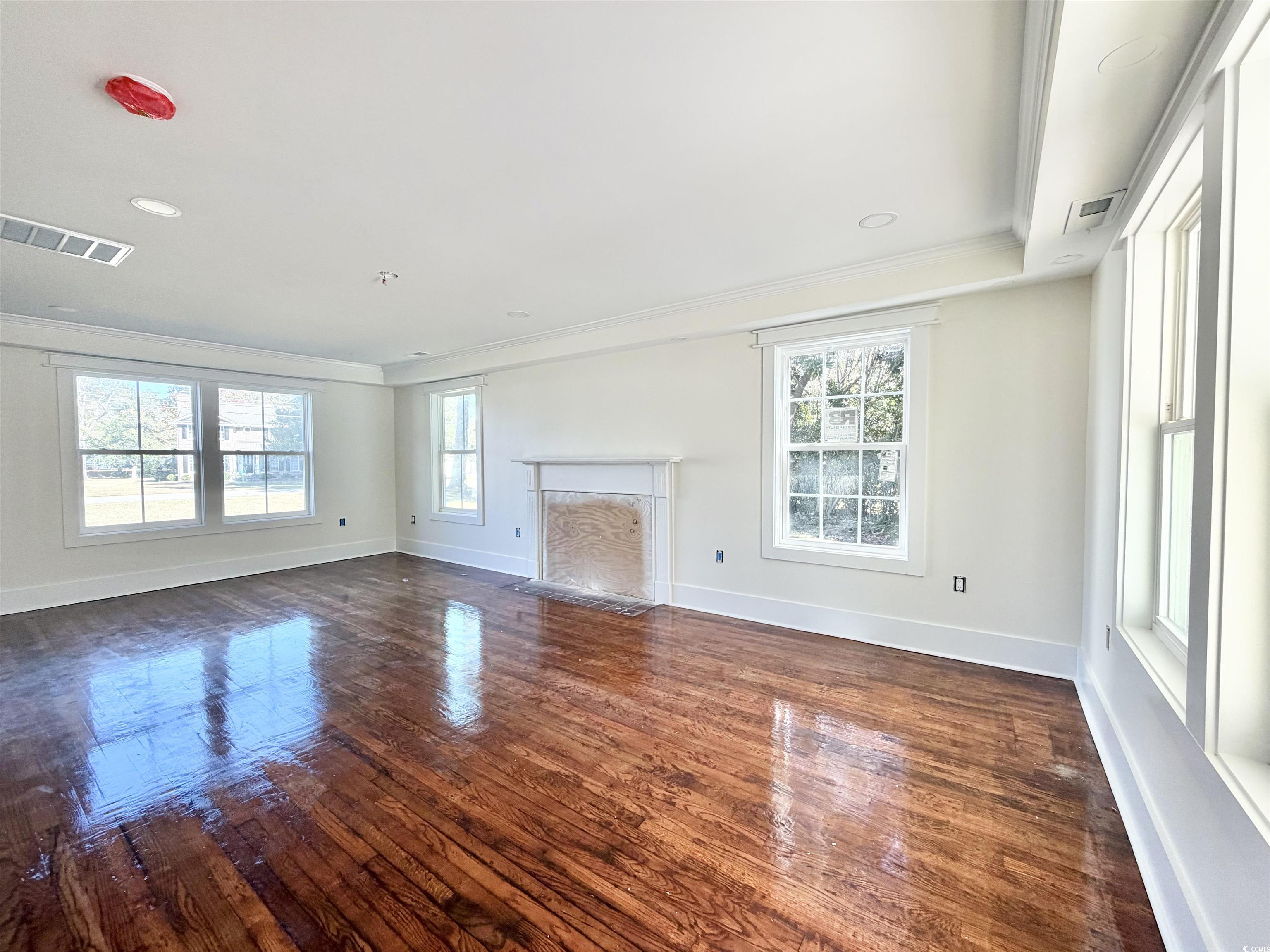 1003 Winding Rd. Property Photo 5