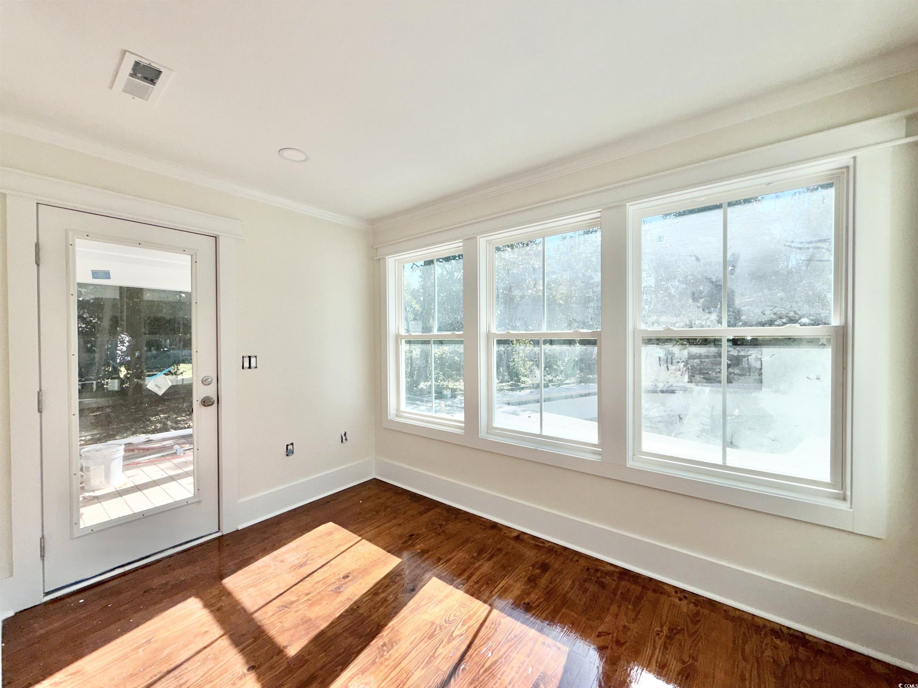 1003 Winding Rd. Property Photo 14