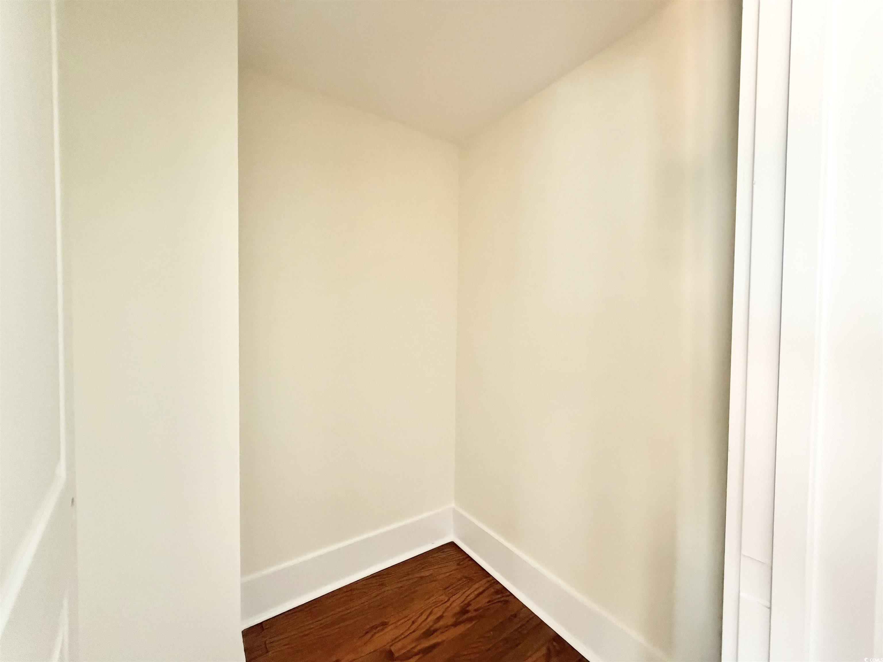 1003 Winding Rd. Property Photo 22