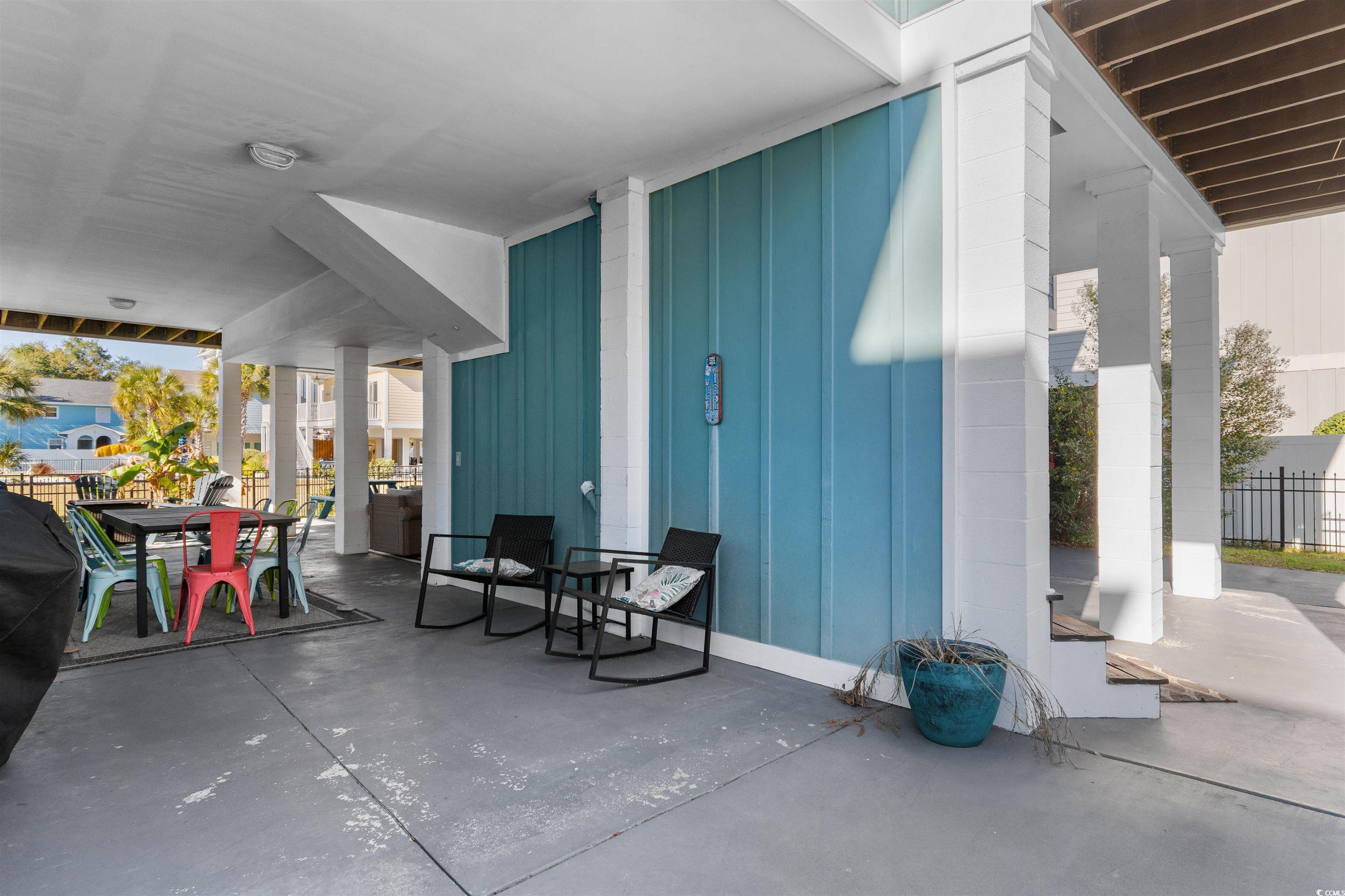 513 1st St. Property Photo 33