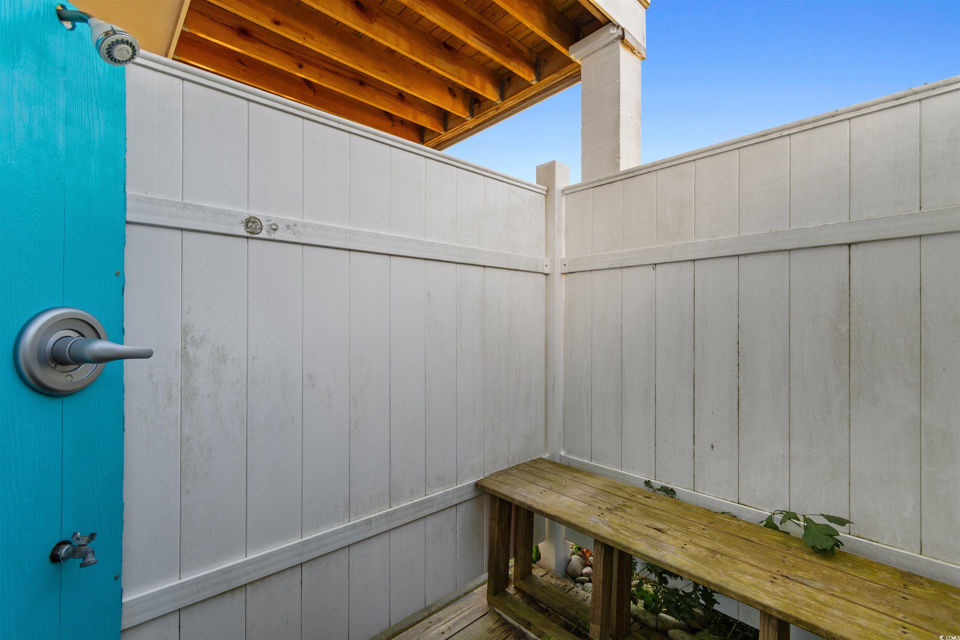 513 1st St. Property Photo 36