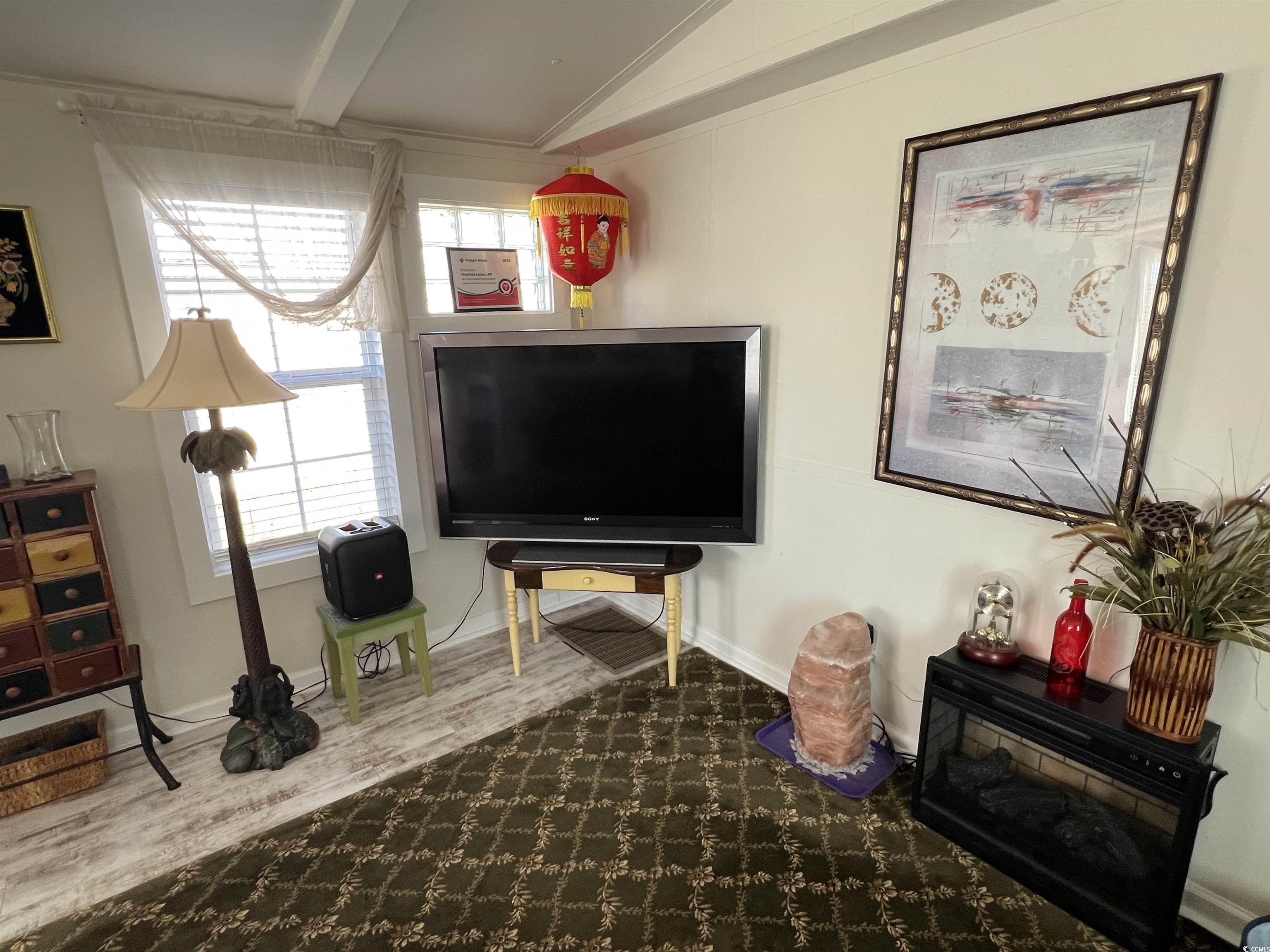 1016 Foxfire Dr. Property Photo 8