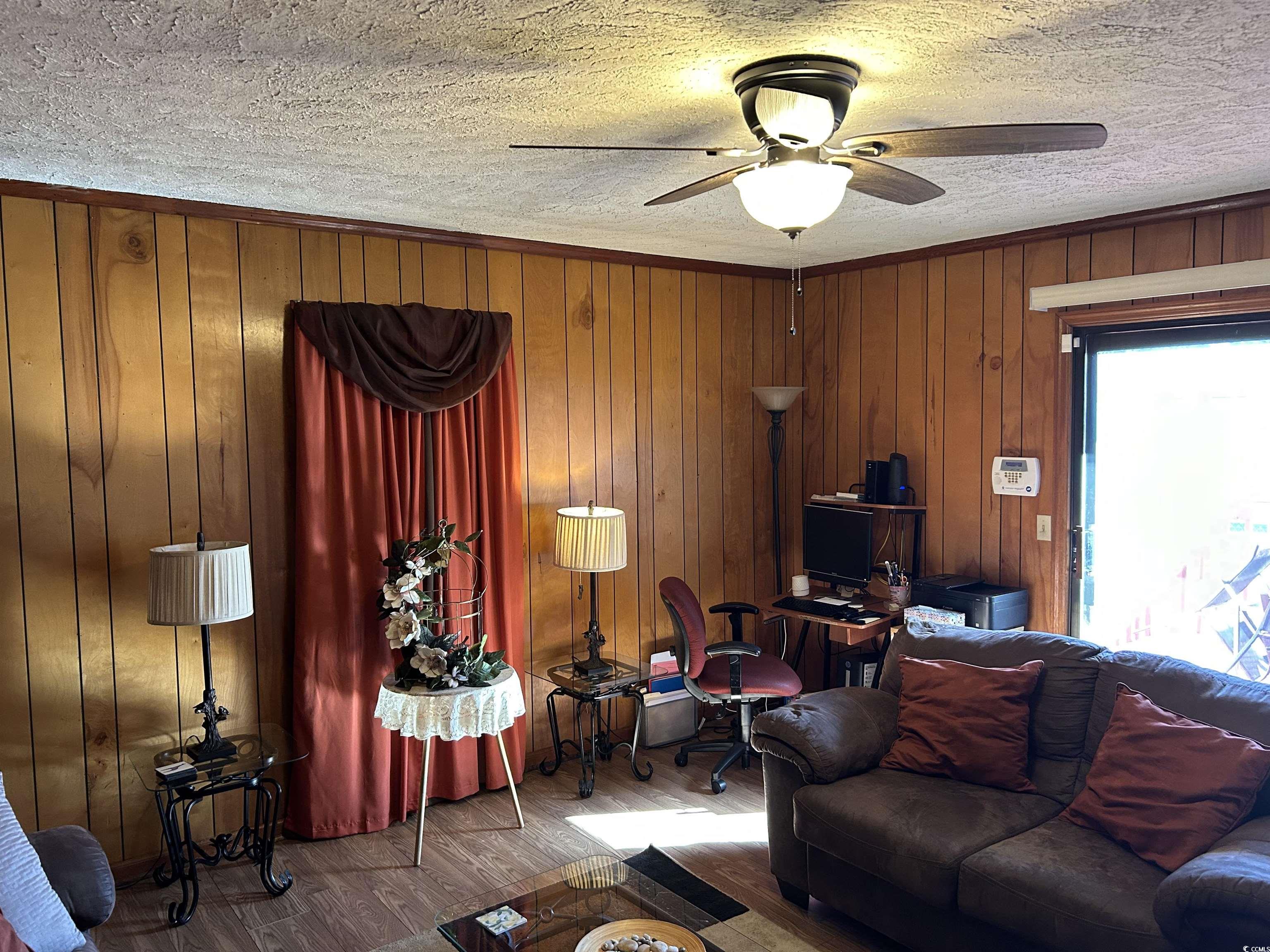 1411 E Harrison St. Property Photo 17