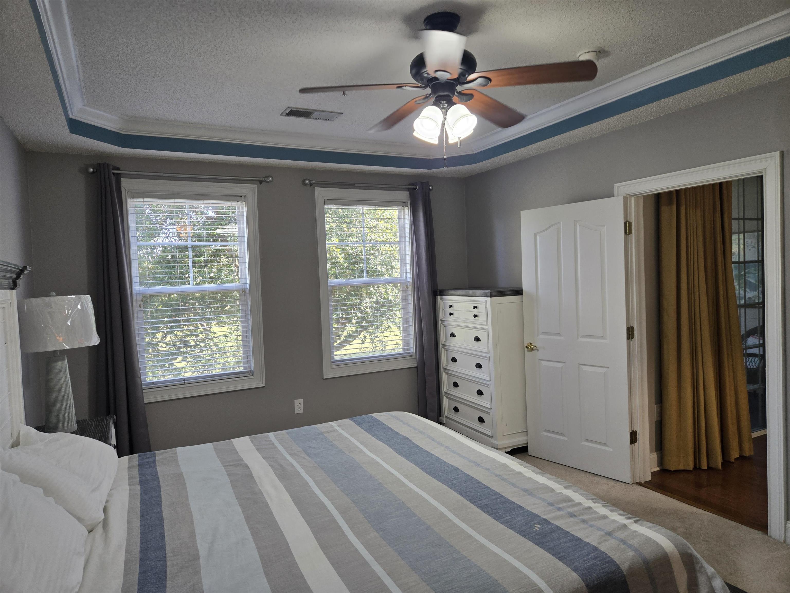 6203 Catalina Dr. Property Photo 22